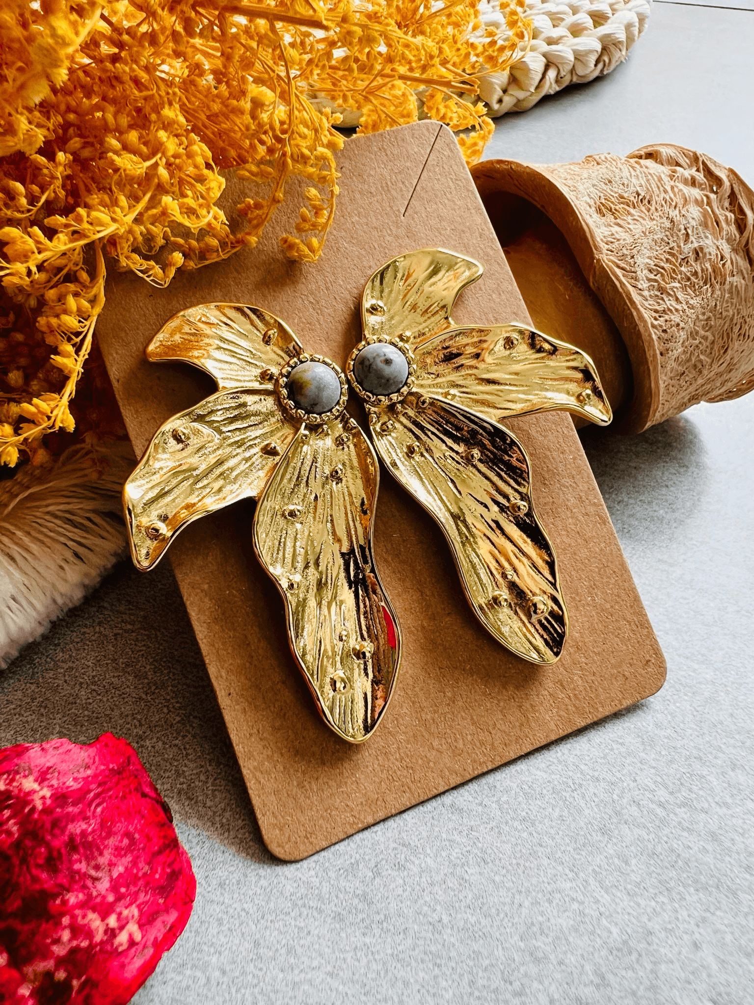 Boucles d’oreilles OLYMPE feuilles chic dorées amazonite. - Créations Uniques