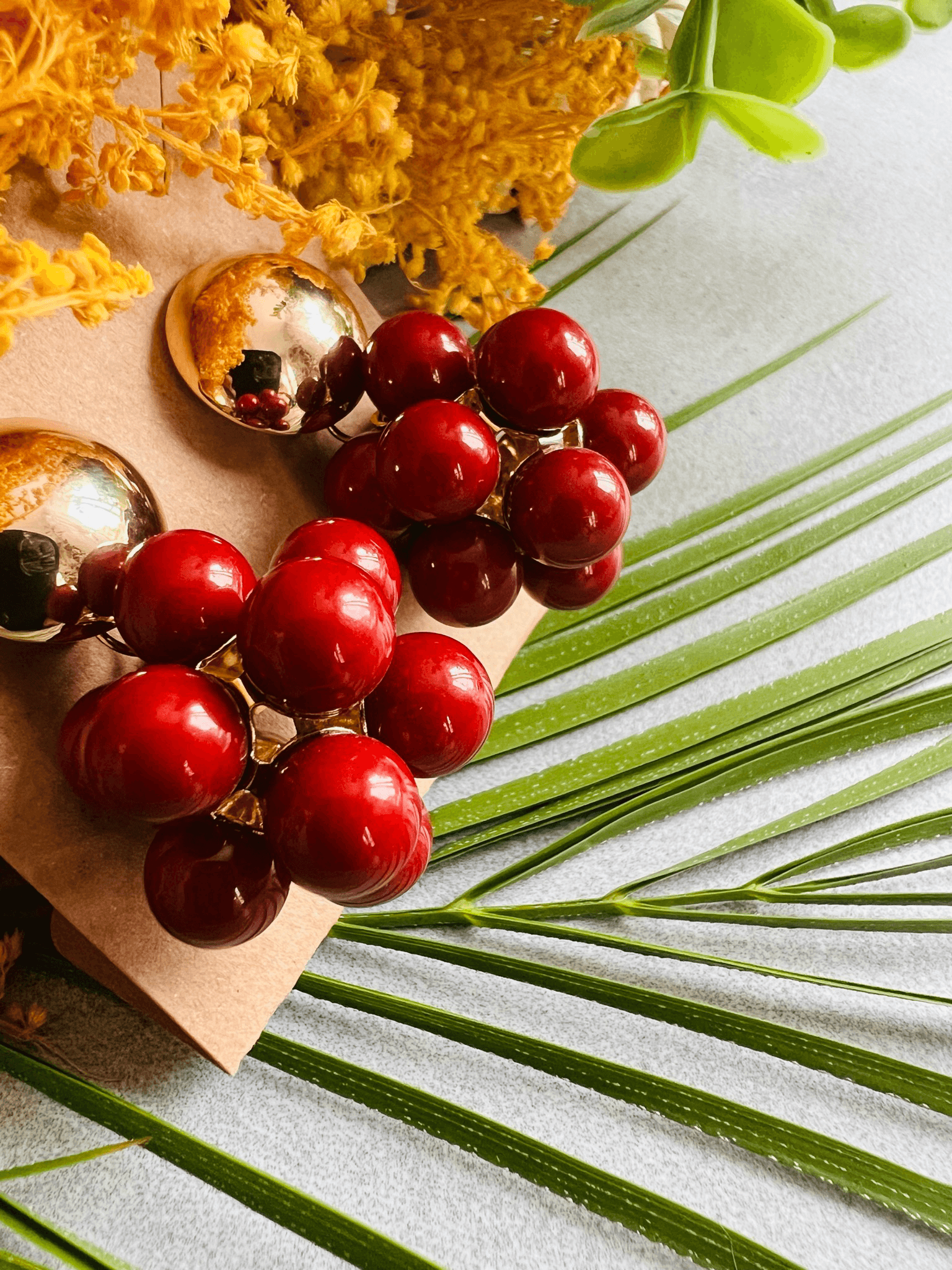 Boucles d’oreilles ALISON boules de perles Bordeaux - Créations Uniques - Créations Uniques