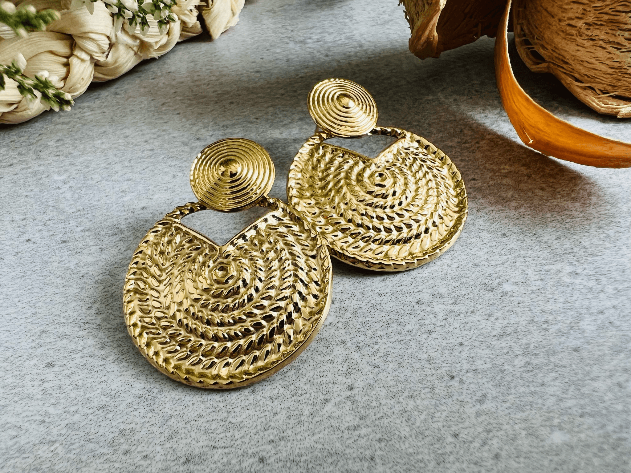 Boucles d’oreilles HELOÏSE dorées effet tressé - Créations Uniques