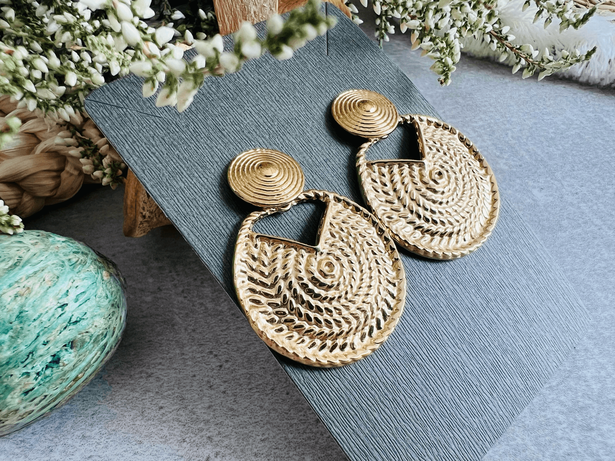 Boucles d’oreilles HELOÏSE dorées effet tressé - Créations Uniques