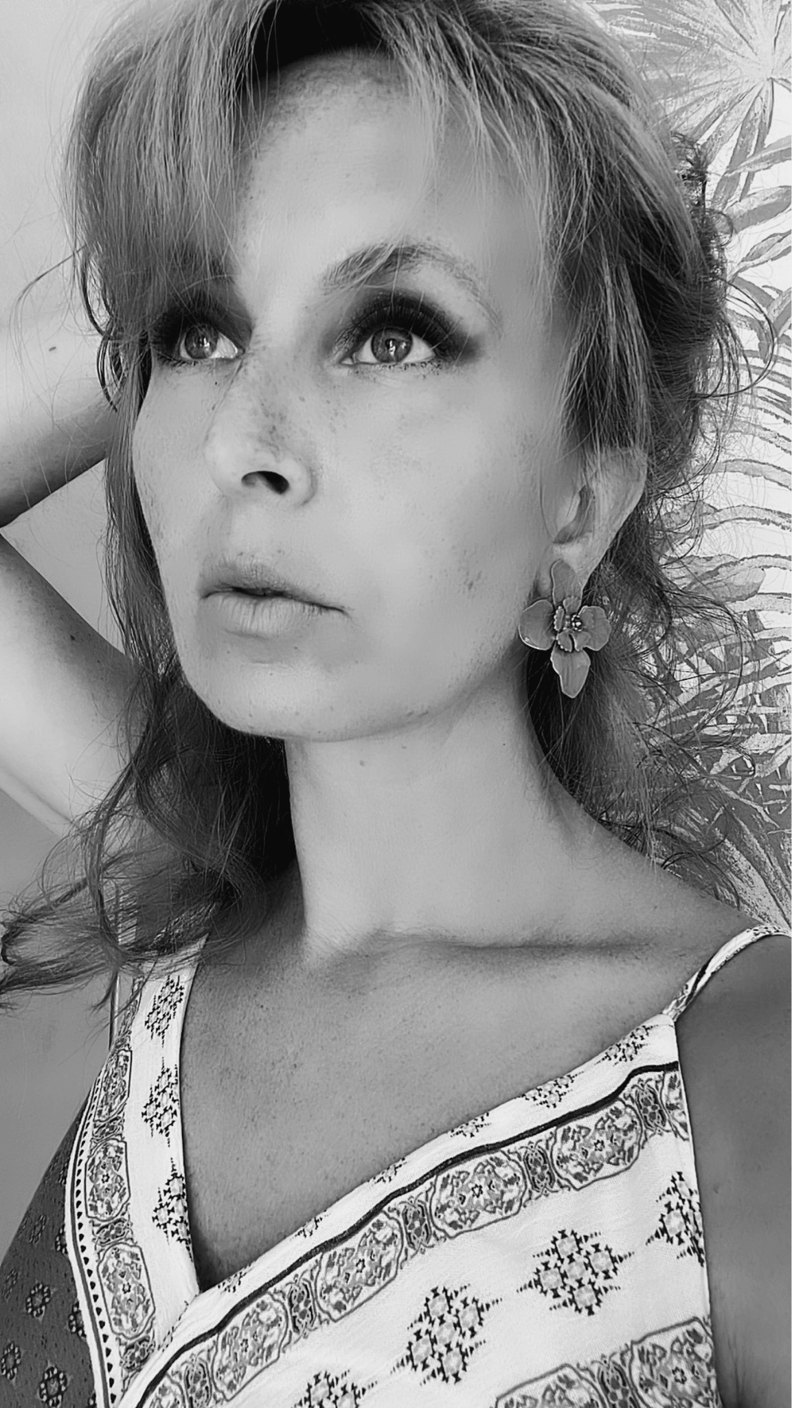 Boucles d’oreilles MARCELLE fleurs grises chic - Créations Uniques