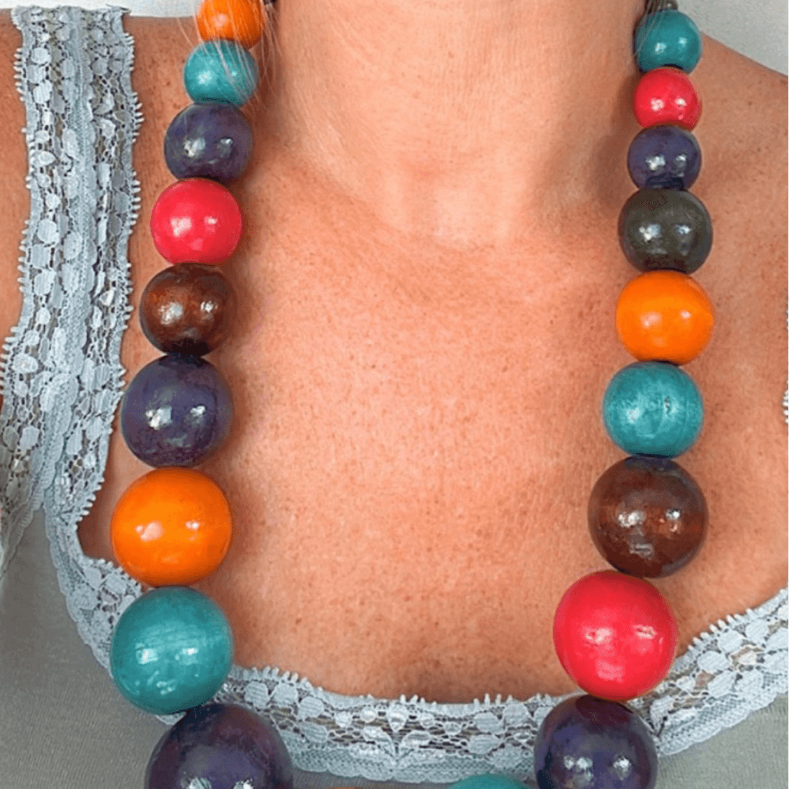 Collier de perles en bois multicolores SORAYA - coup de cœur - Créations Uniques