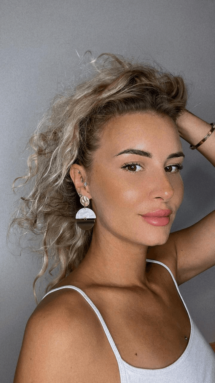 Boucles d’oreilles CLAUDIE résine deux couleurs - Créations Uniques - Créations Uniques