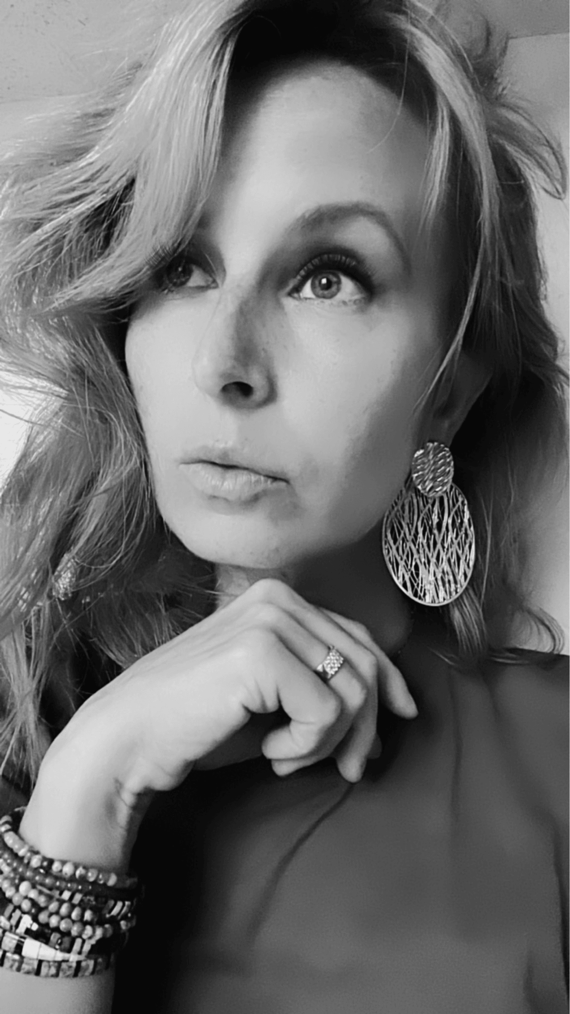 Boucles d’oreilles MARILOU 1 ovale doré très léger. - Créations Uniques