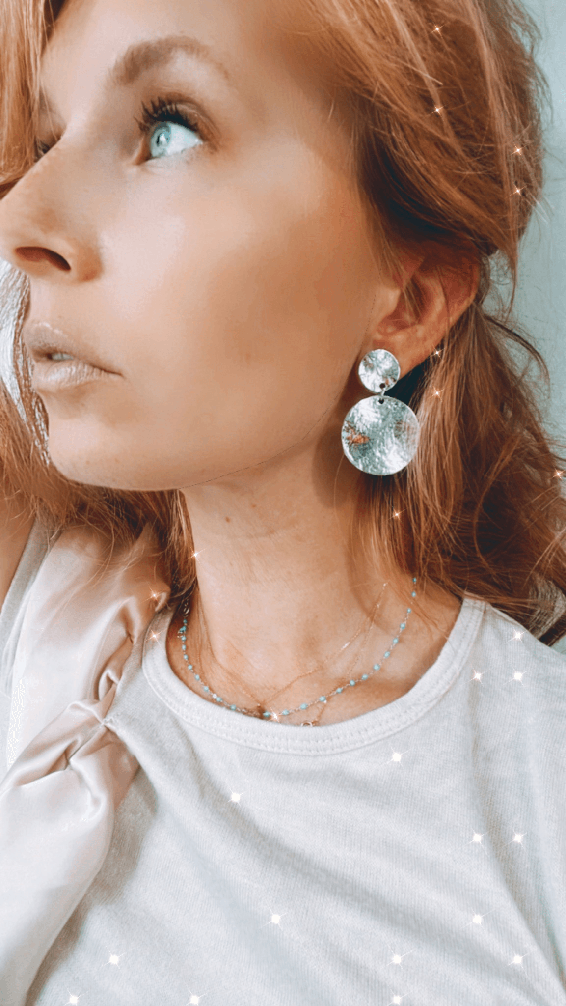 Clips ROSEMARIE argentés, oreilles non percées - Créations Uniques