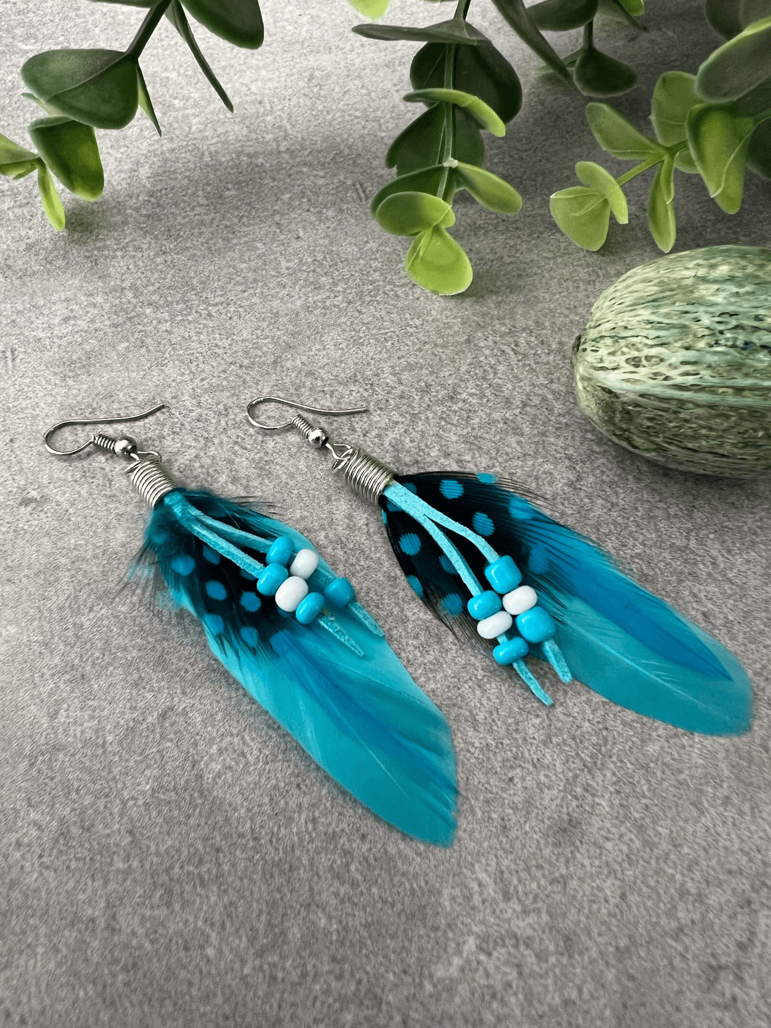 Boucles d’oreilles MANDY plumes bleues - Créations Uniques