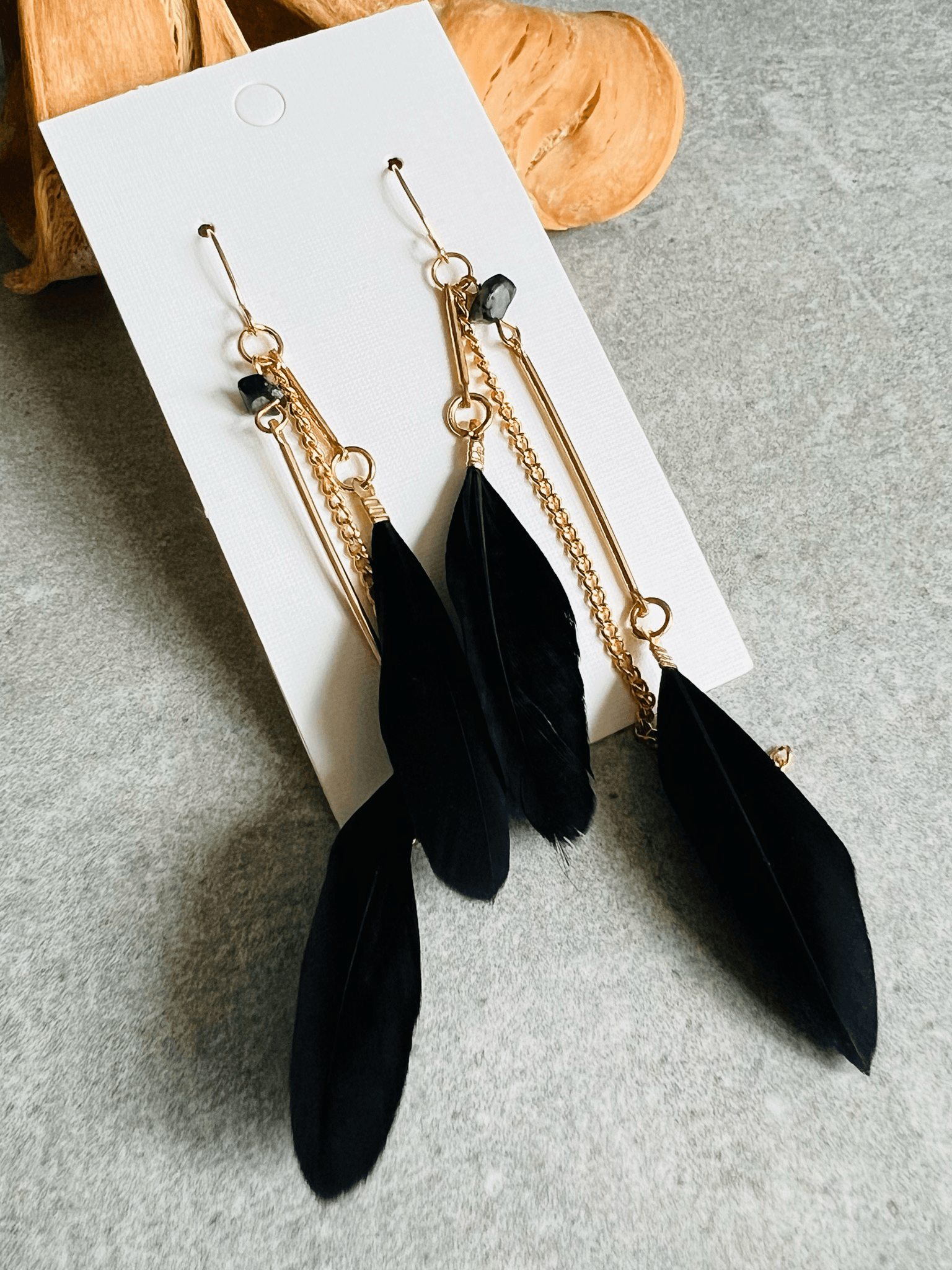 Boucles d’oreilles ANAÏS longues plumes noires - Créations Uniques - Créations Uniques
