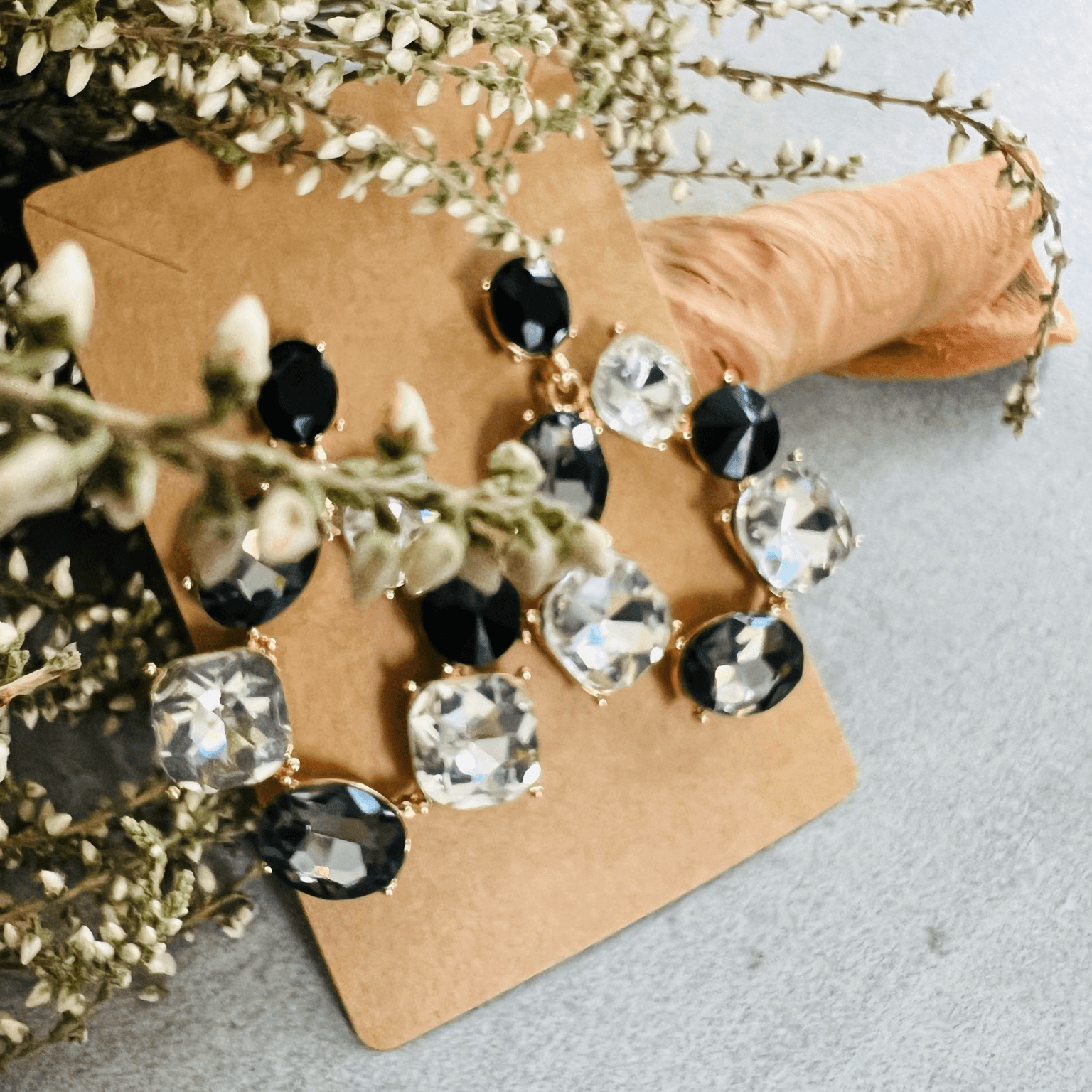 Boucles d’oreilles VALERIANNE style brillant noir et blanc - Créations Uniques