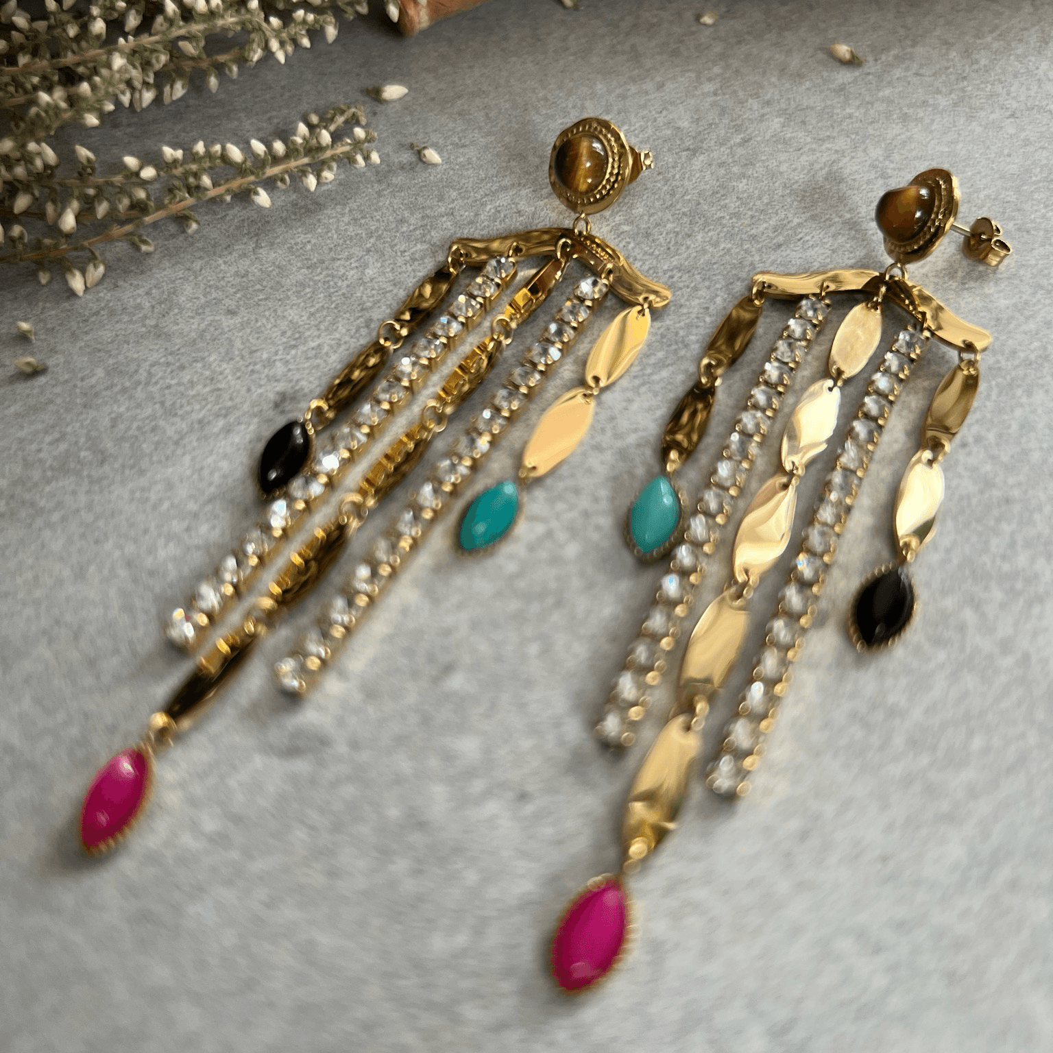 Boucles d’oreilles chic OMBELINE pendantes , brillantes et strass - Créations Uniques