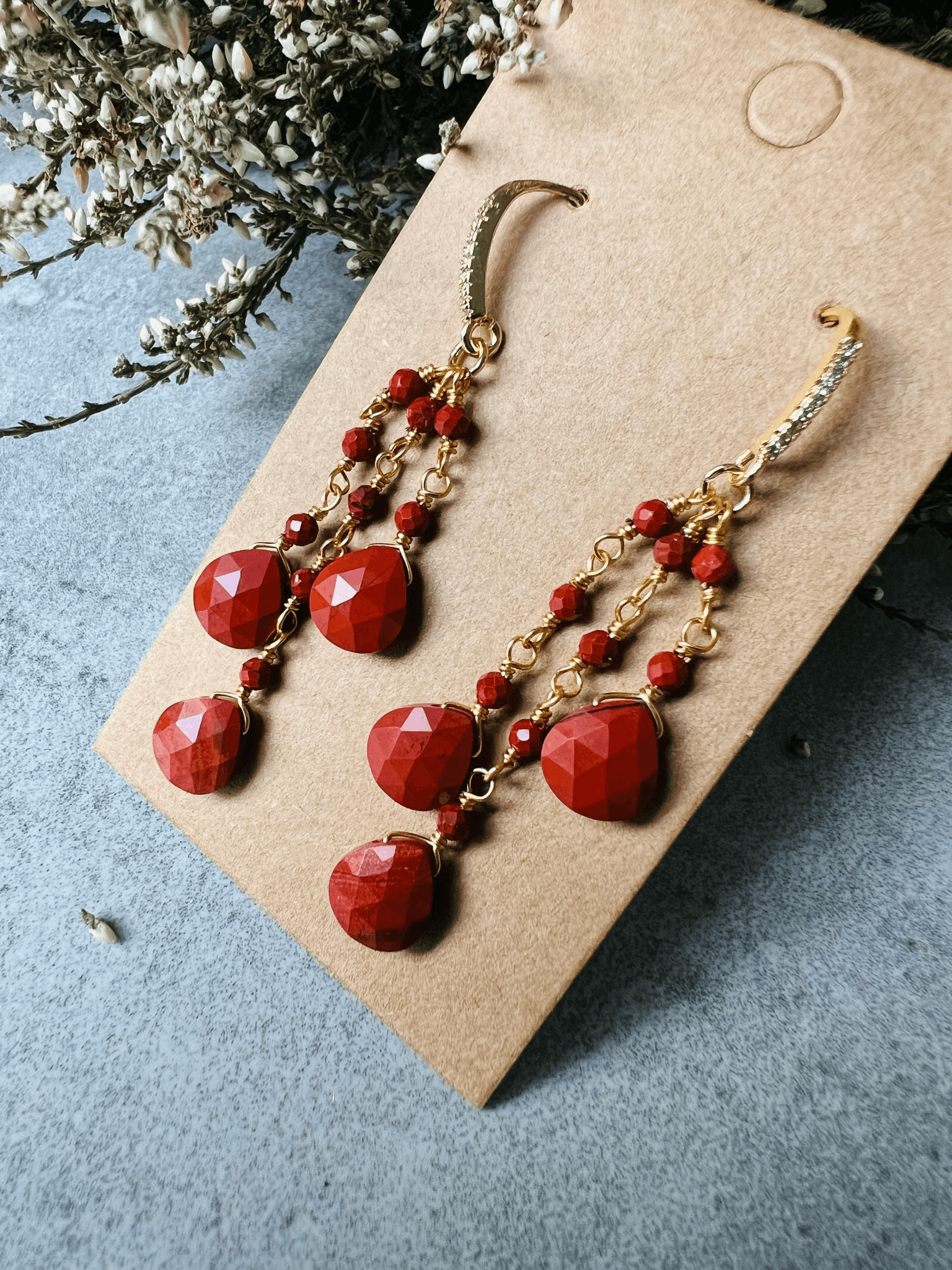 Boucles d’oreilles LITZIE gouttes et perles rouille, crochets diamantés et design raffiné - Créations Uniques