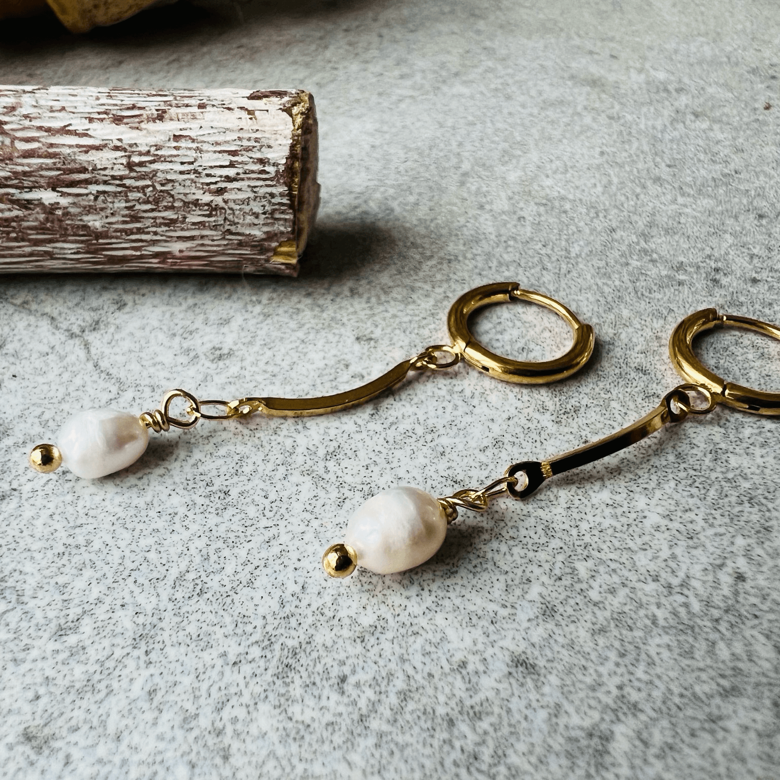 Boucles d’oreilles OUNISSA perles blanc nacré - Créations Uniques