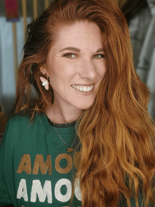 Boucles d’oreilles FLEUR pétales tricolores (rose, blanc et bordeaux) - Créations Uniques