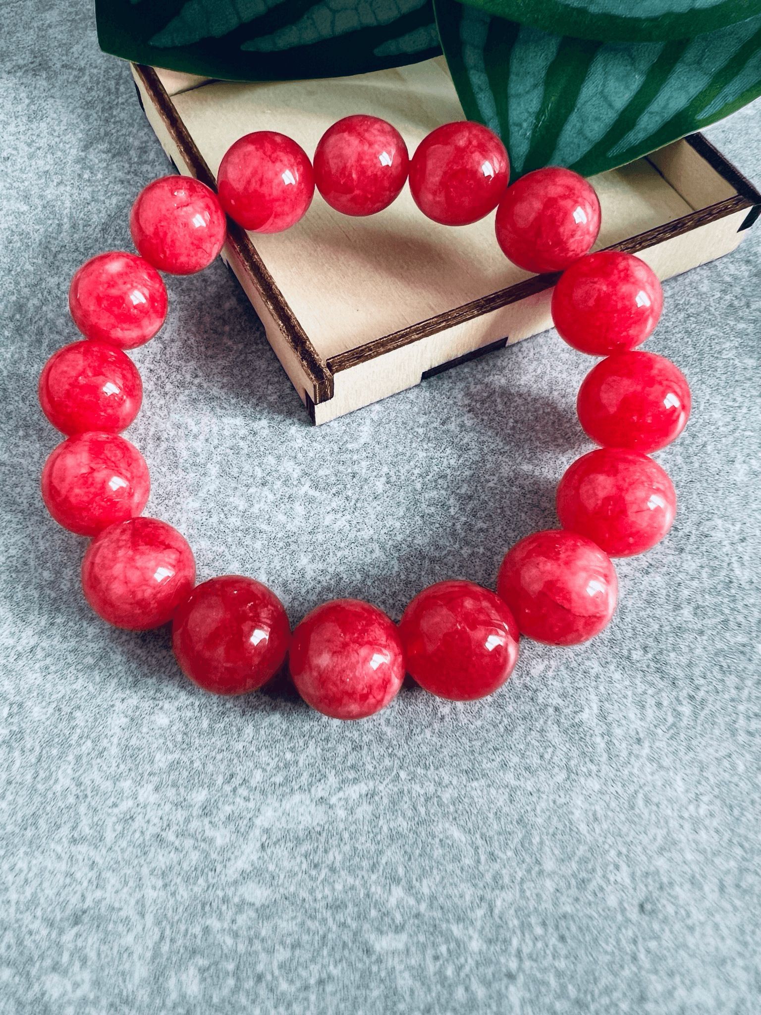 Bracelet perles rouges GROSEILLE - Créations Uniques