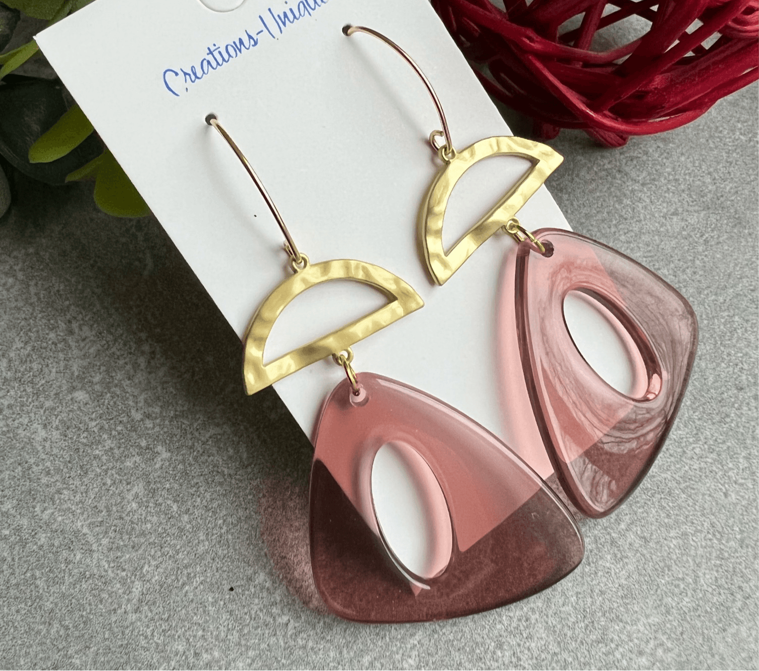 Boucles d’oreilles TALI triangles résine - Créations Uniques - Créations Uniques