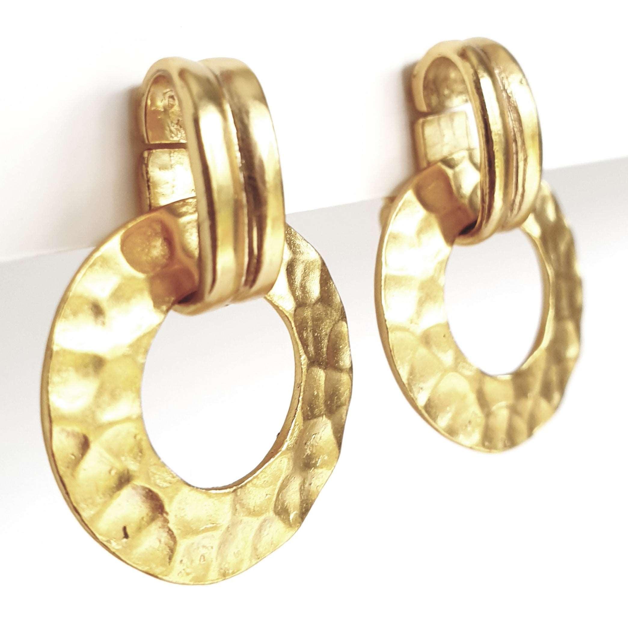 E71086 Boucles d'oreilles clips heurtoir martelé - Karine Sultan - Créations Uniques