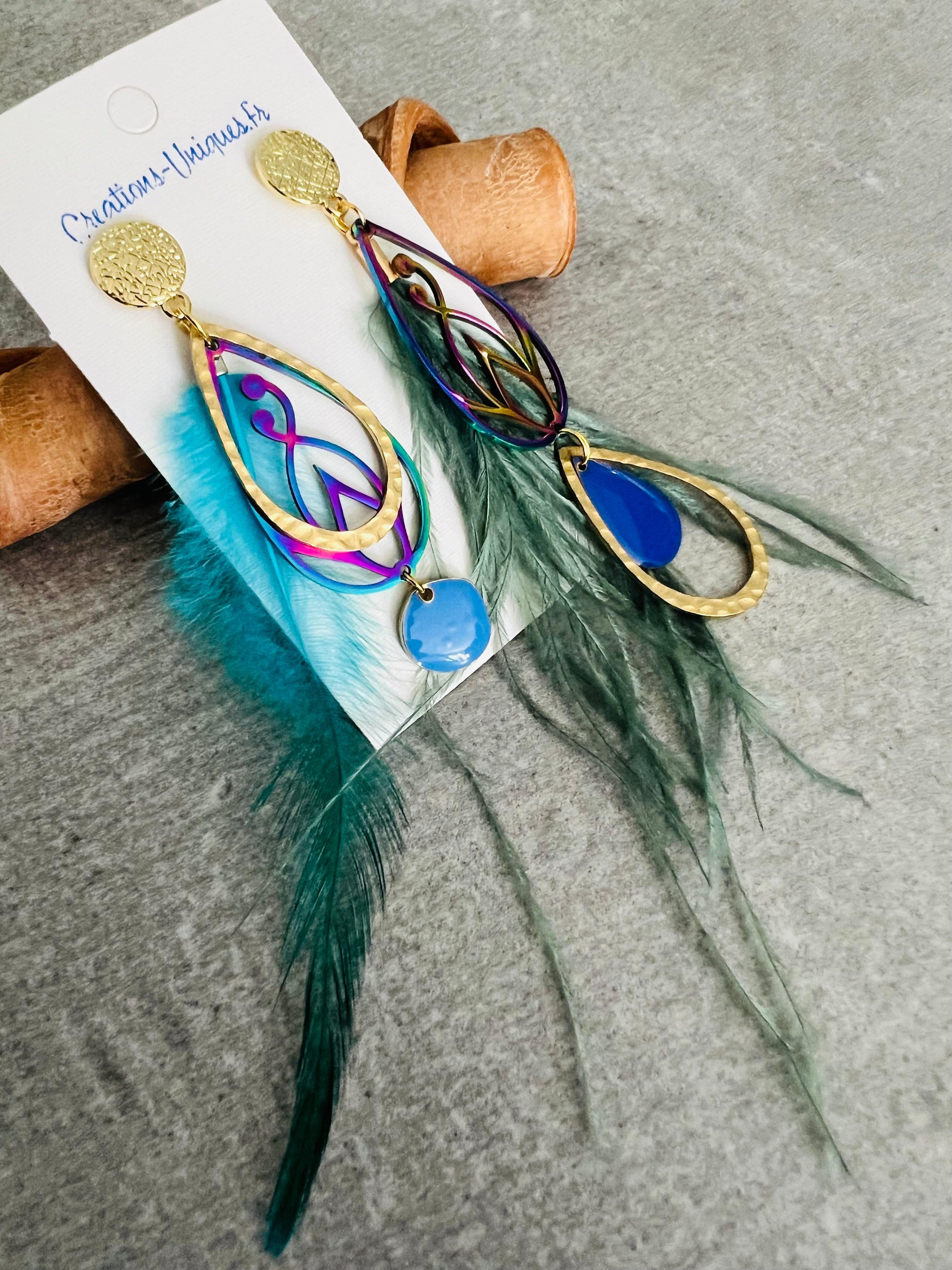 Boucles d’oreilles asymétriques SHANNEN plumes turquoises - Créations Uniques - Créations Uniques