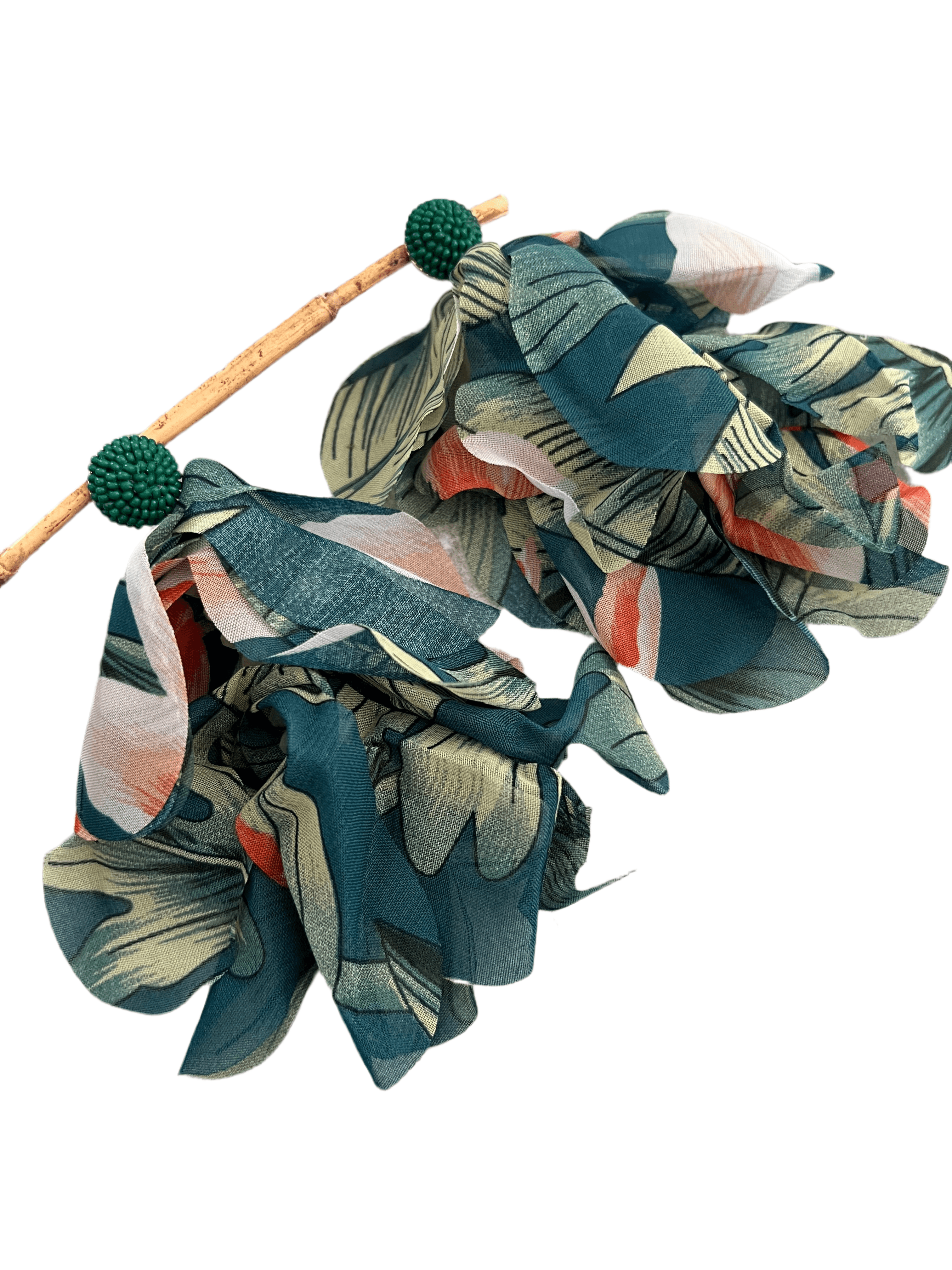 Boucles d’oreilles ALESSANDRA tissu motif fleuri vert - Créations Uniques