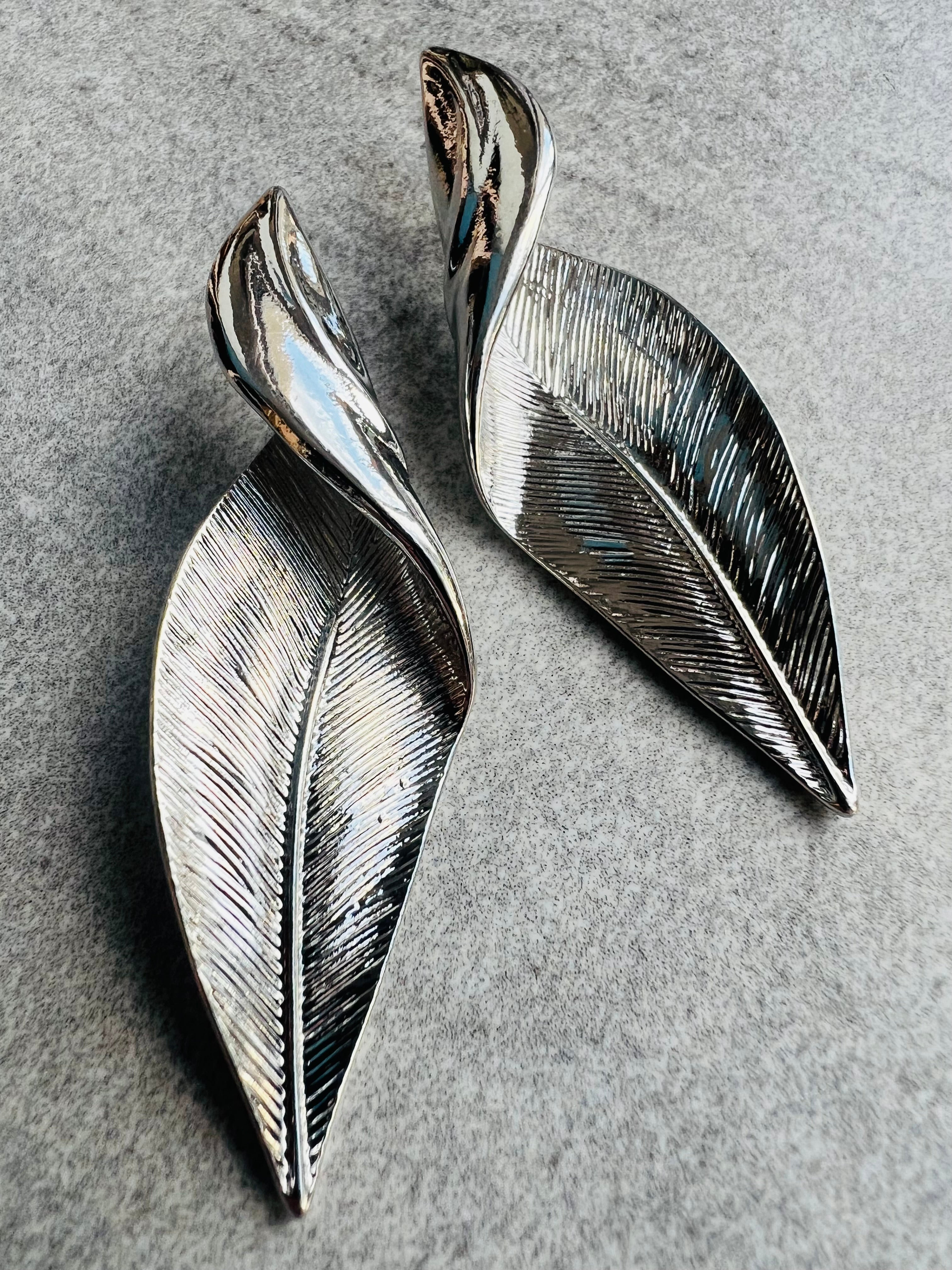 Boucles d’oreilles STEYLA feuilles argentées - Créations Uniques