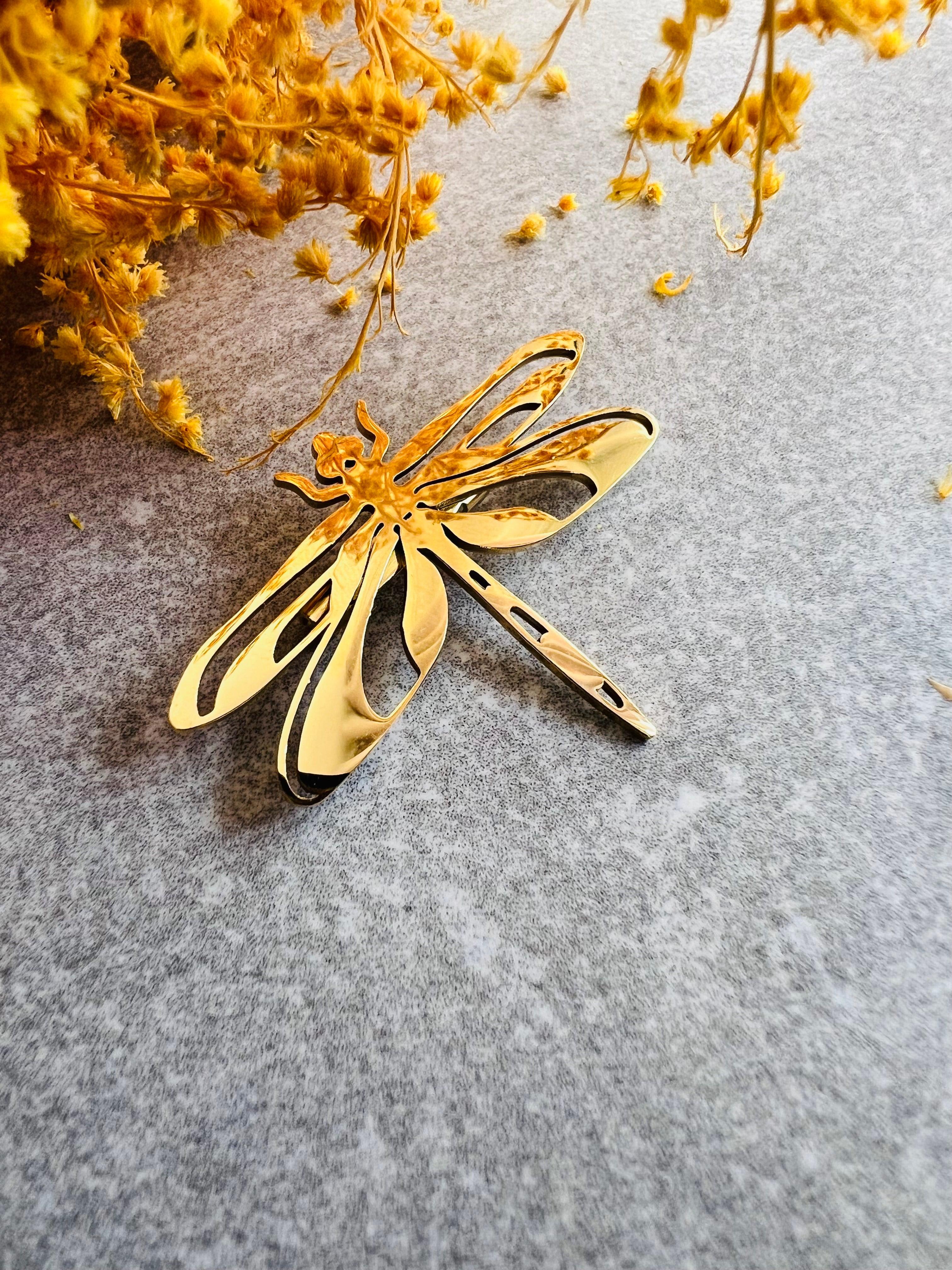 Broche dorée LIBELLULE - Créations Uniques