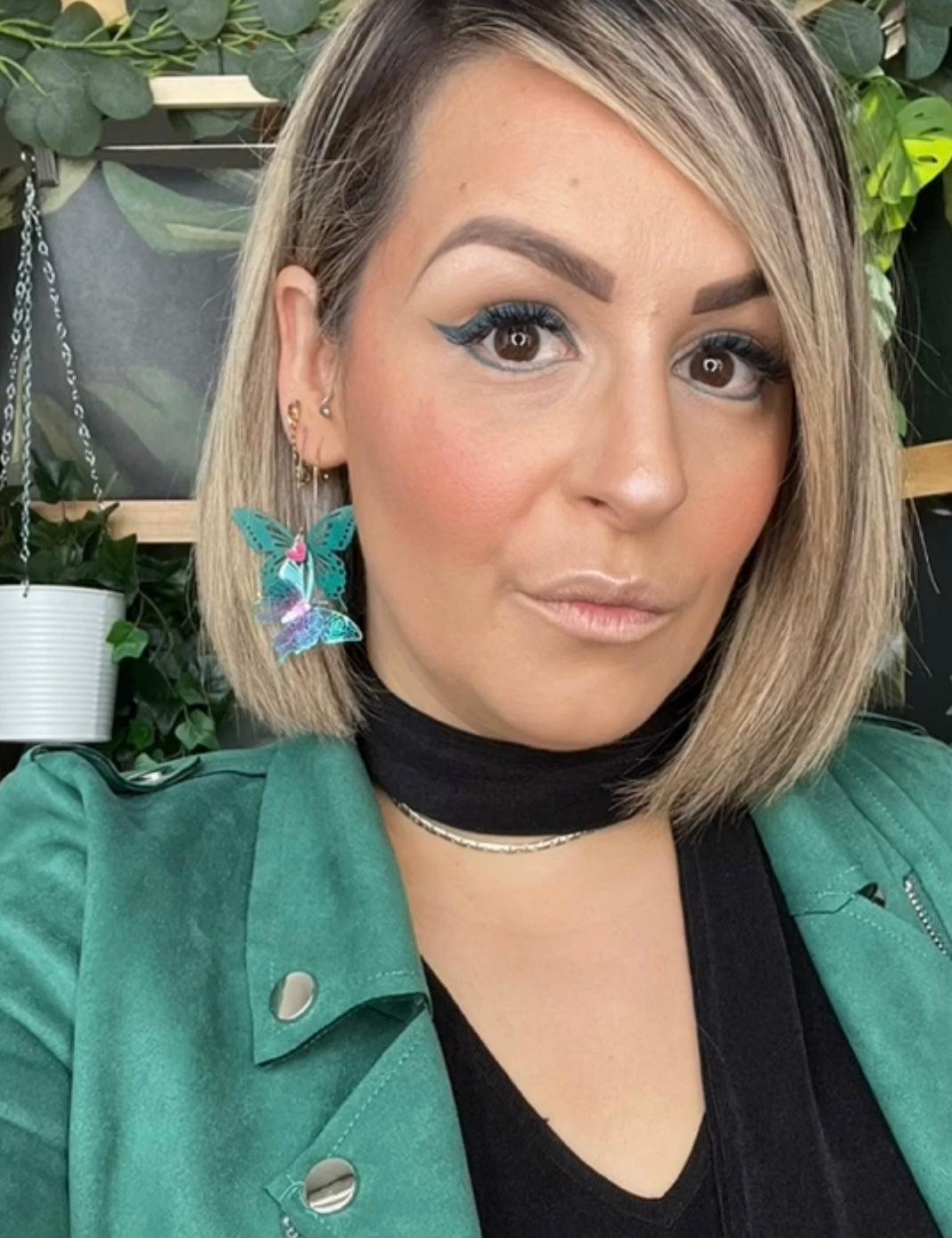 Boucles d’oreilles MIRABEL papillons verts et violets - Créations Uniques - Créations Uniques