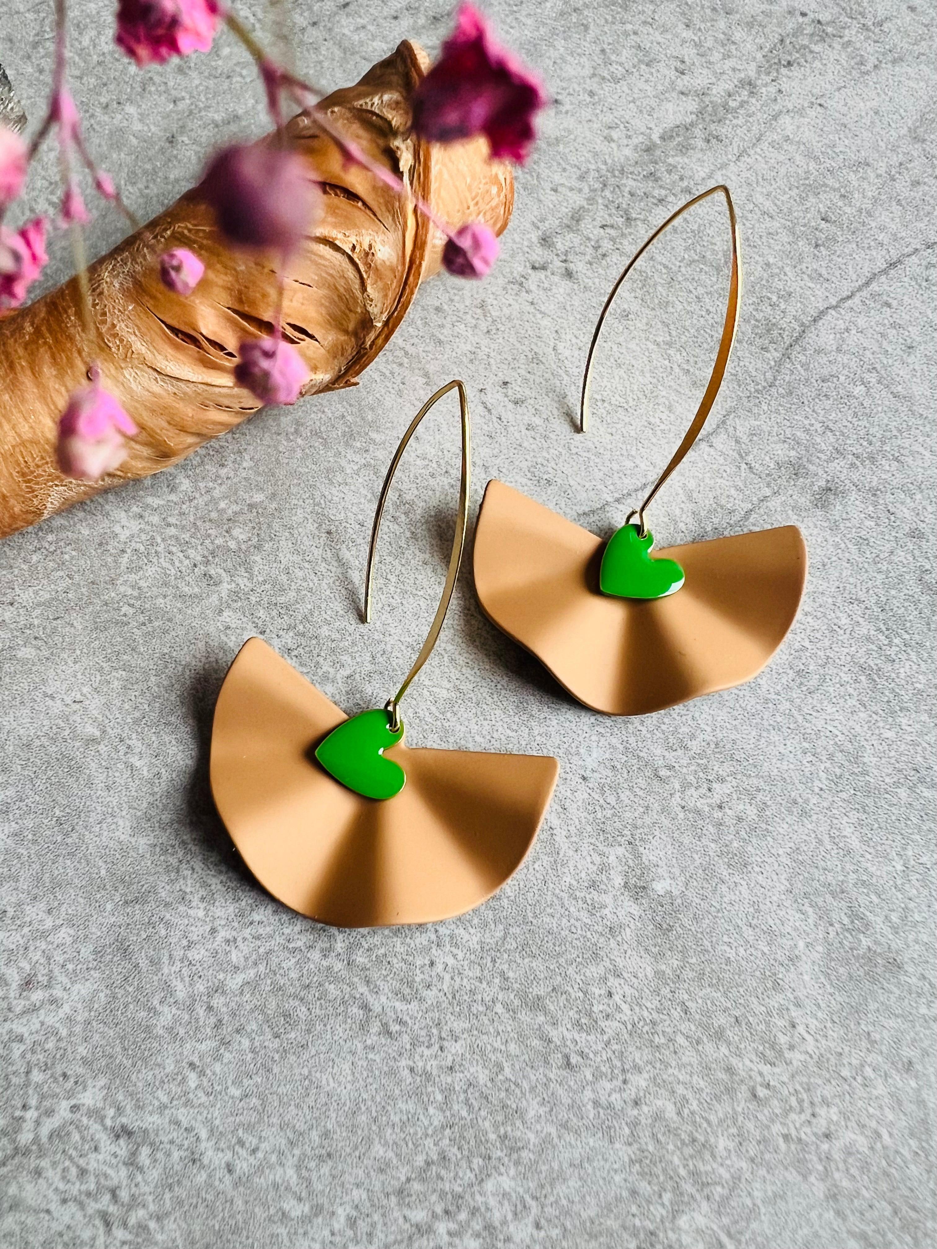 Boucles d’oreilles SELENE éventails beige - Créations Uniques - Créations Uniques