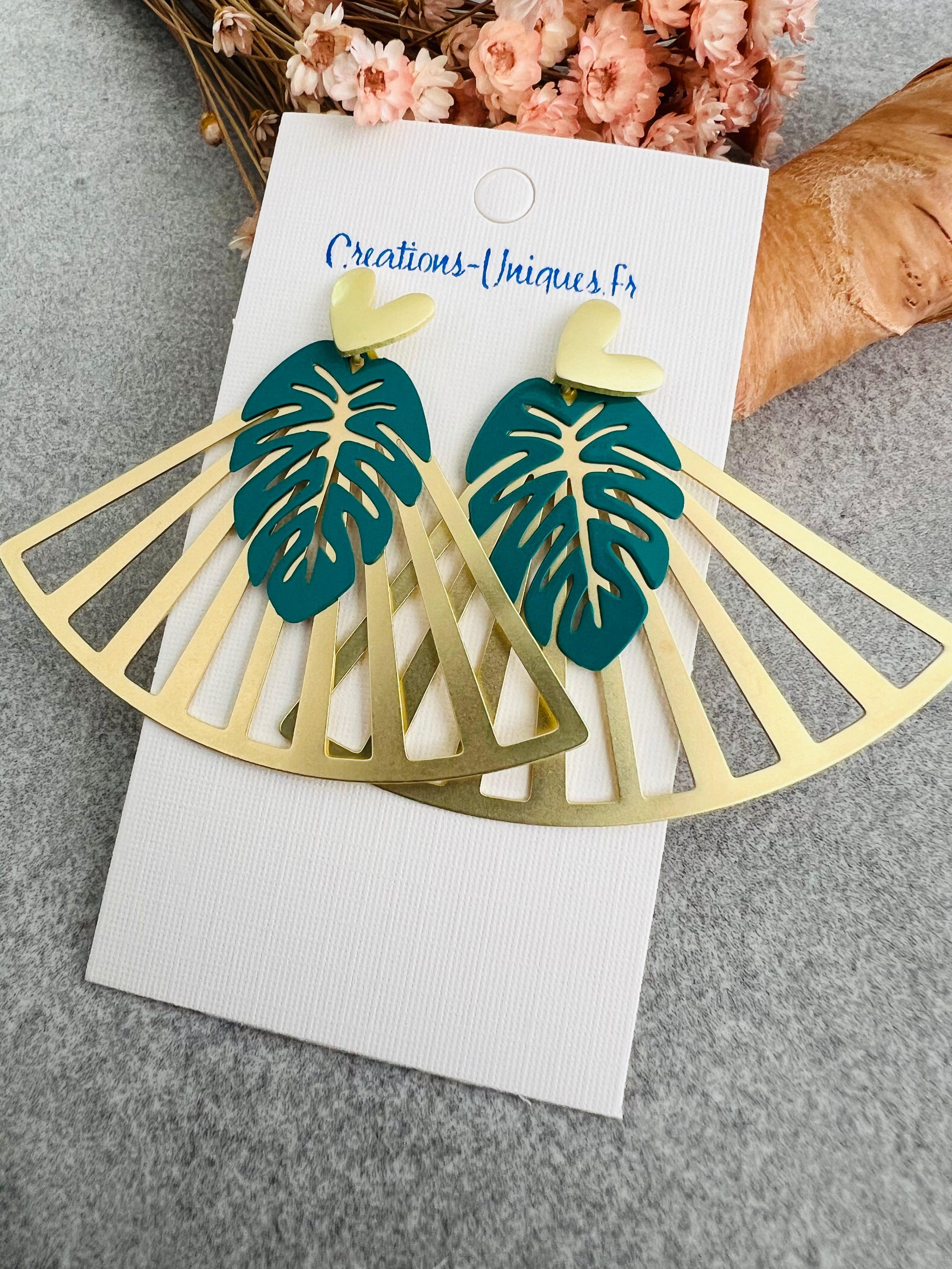 Boucles d’oreilles ROSA-MARIA éventail doré et clous cœurs - Créations Uniques - Créations Uniques