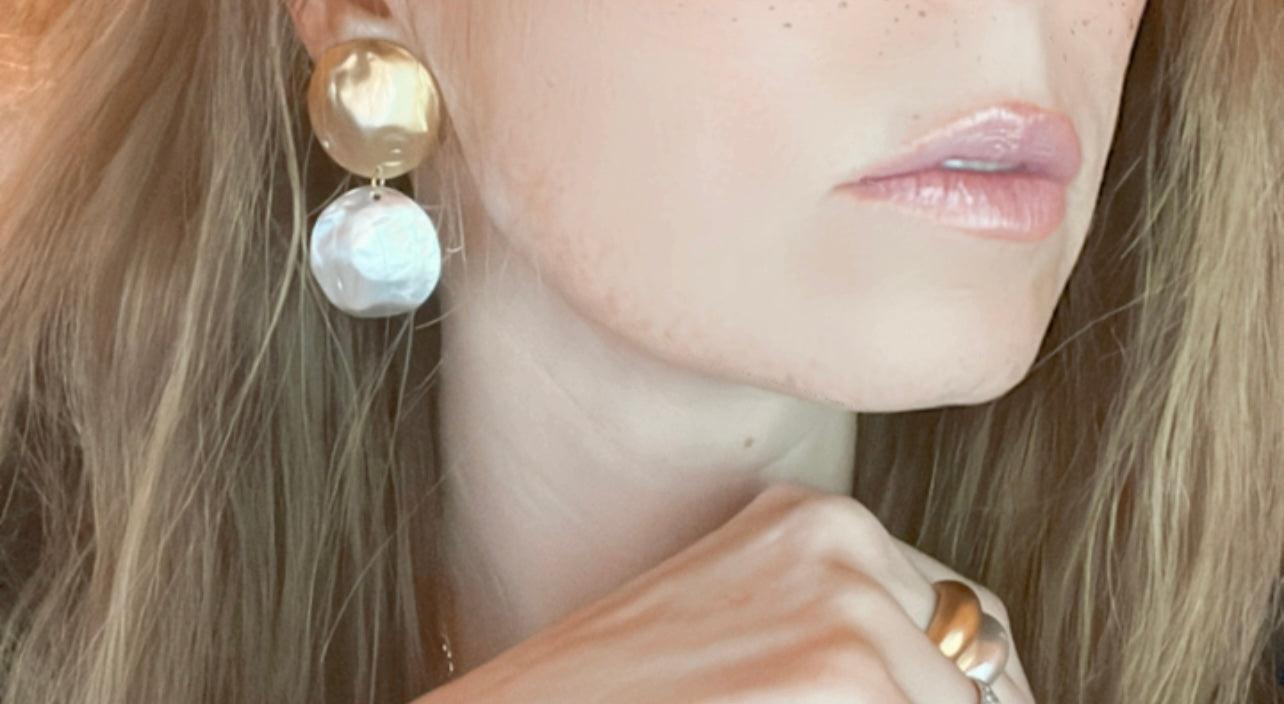 E70674 Boucles d'oreilles Métaux mixtes à clipser - Karine Sultan - Créations Uniques