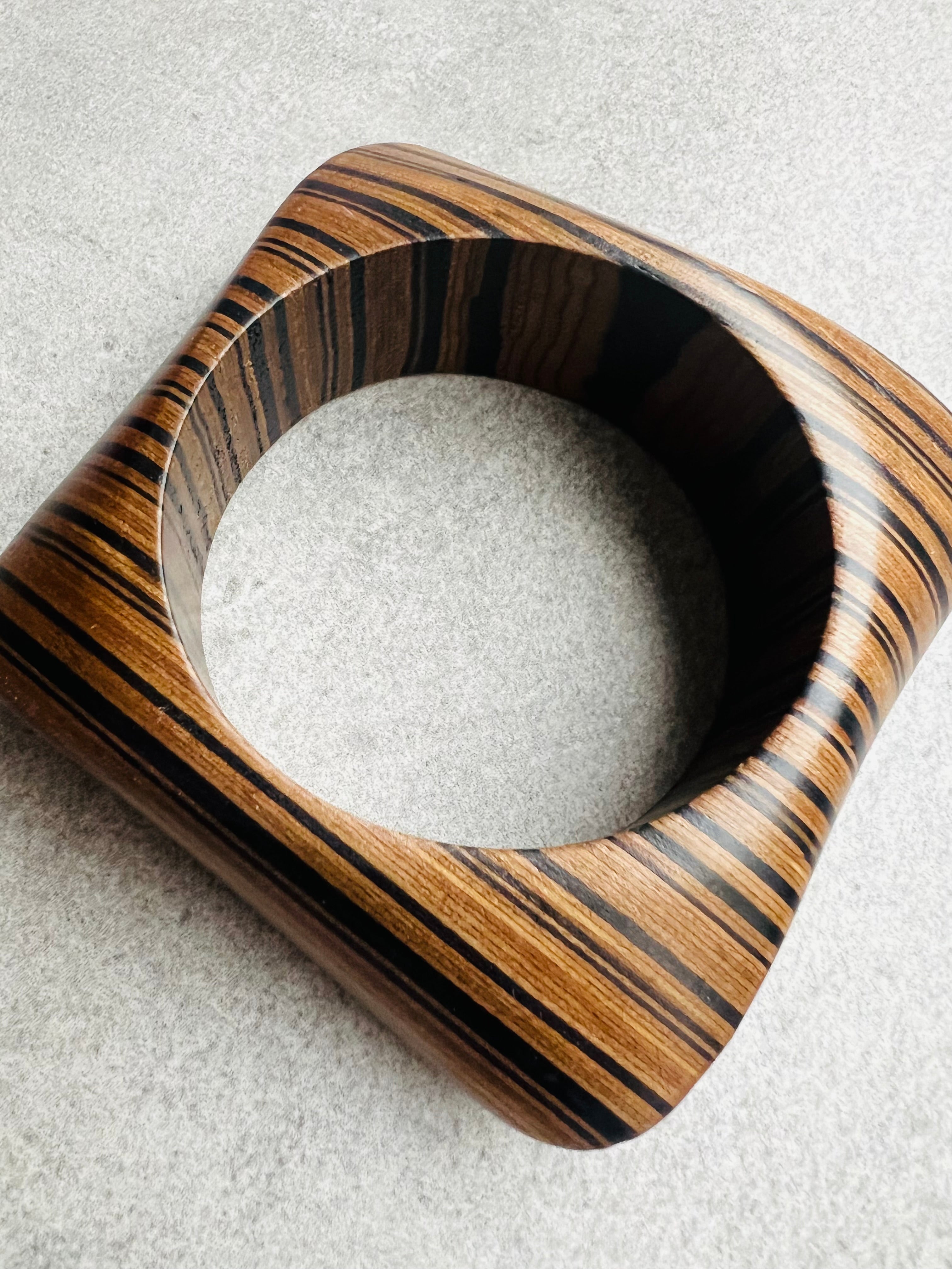 Bracelet FERGIE bois - Créations Uniques