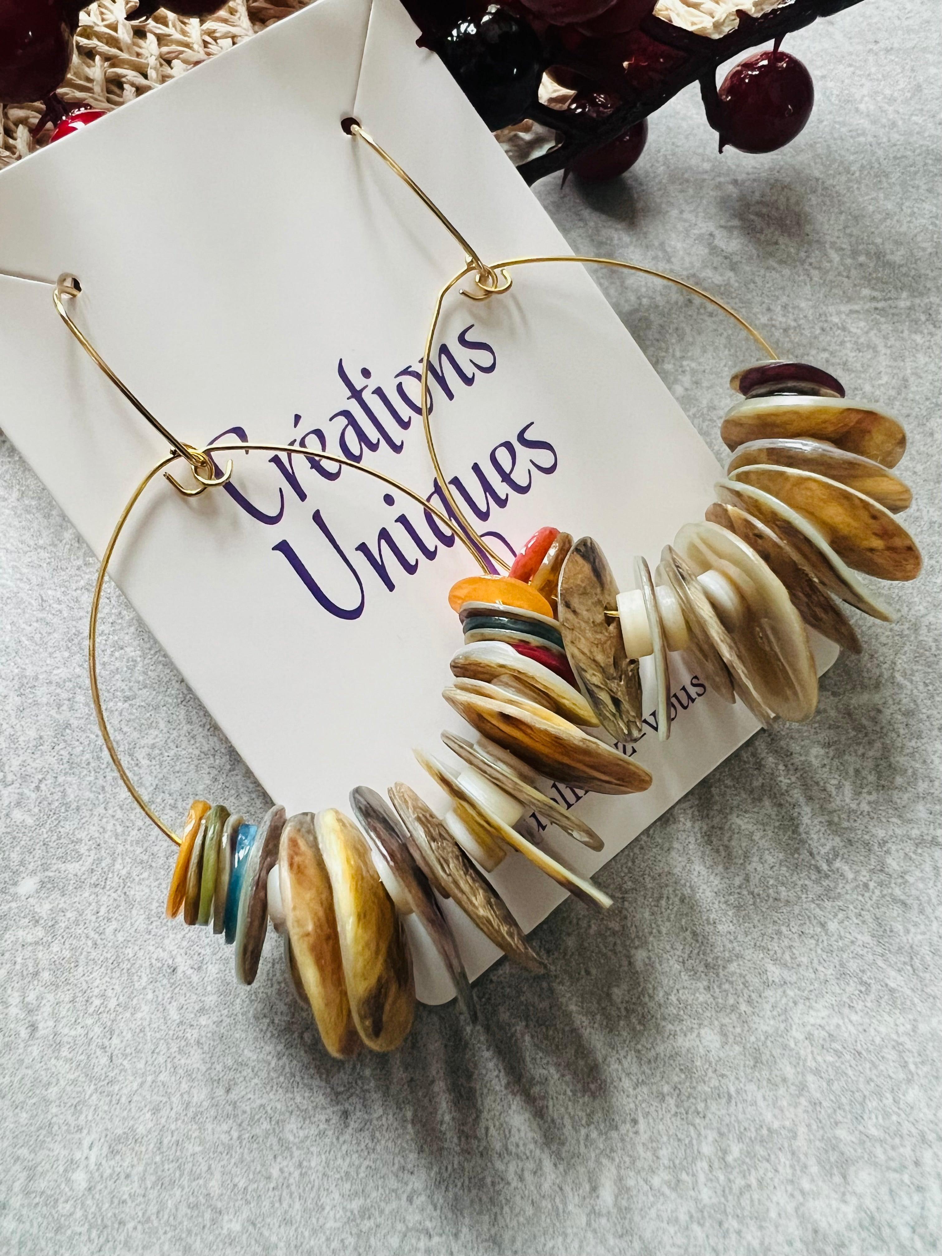 Boucles d’oreilles ARIANE boutons de nacre style bohème - Créations Uniques - Créations Uniques