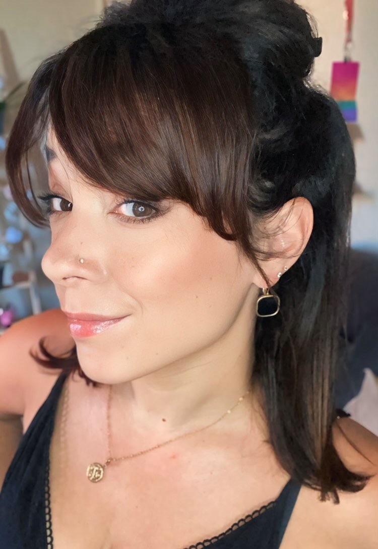 Boucles d’oreilles TATYANA noires, chic et discrètes - Créations Uniques