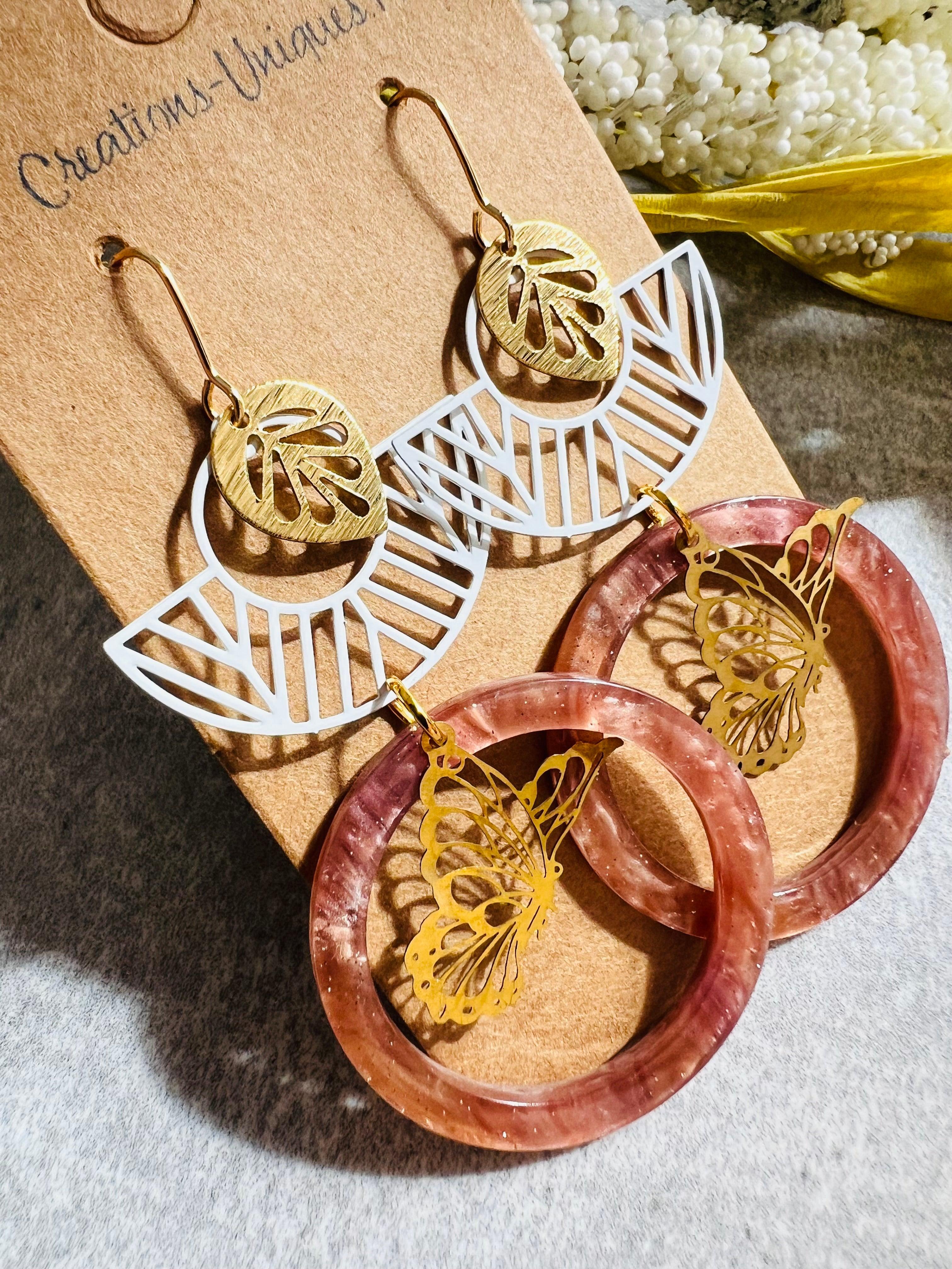 Boucles d’oreilles ELOANE papillon dorés et résine - Créations Uniques - Créations Uniques