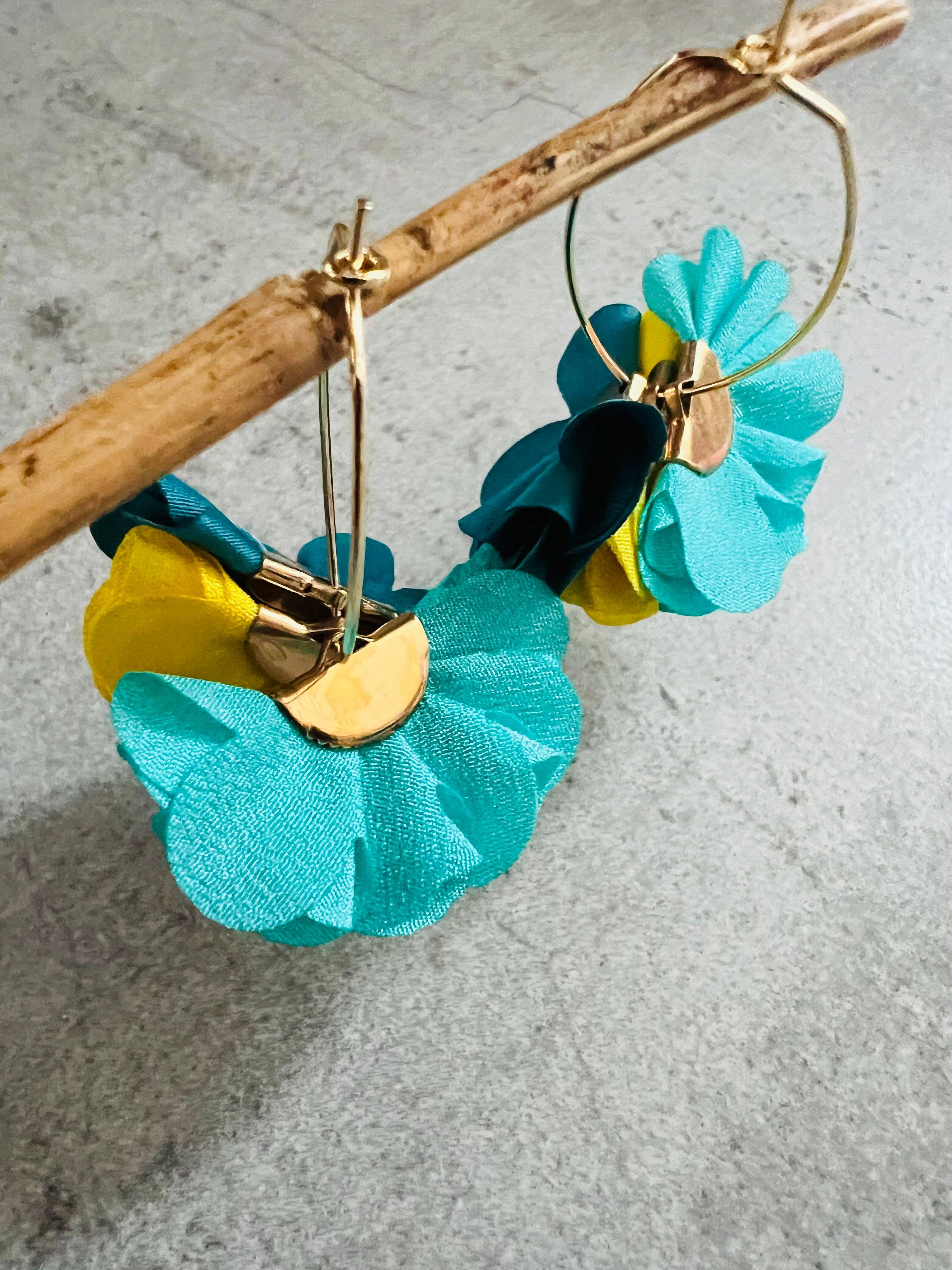 Boucles d’oreilles LEXIE pampilles tissu tricolore - Créations Uniques - Créations Uniques