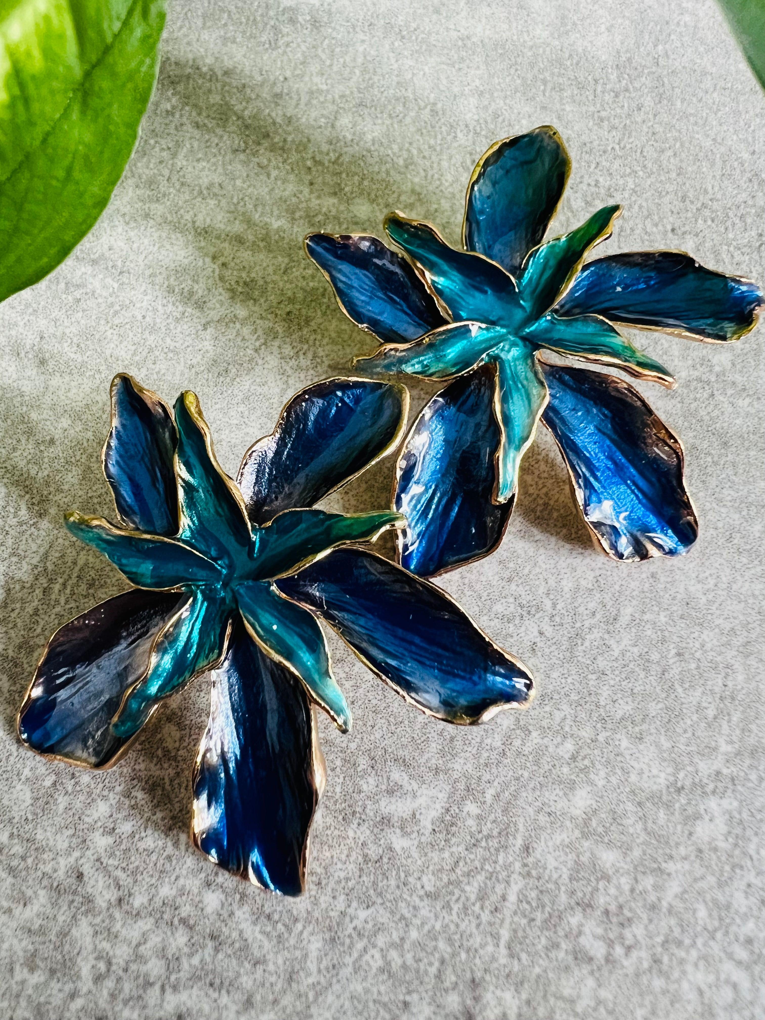 Boucles d’oreilles VIC fleurs bleues - Créations Uniques