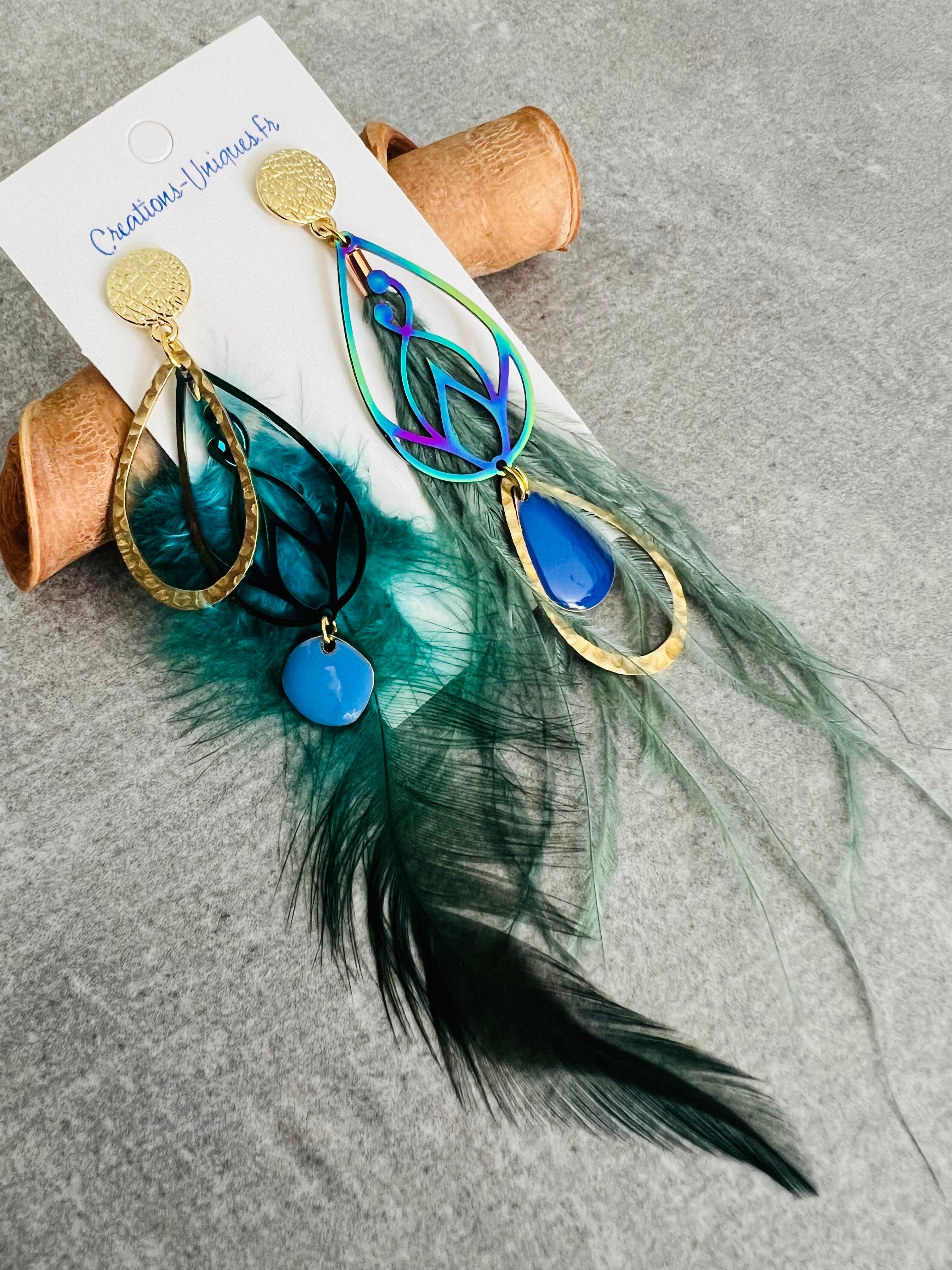 Boucles d’oreilles asymétriques SHANNEN plumes turquoises - Créations Uniques - Créations Uniques