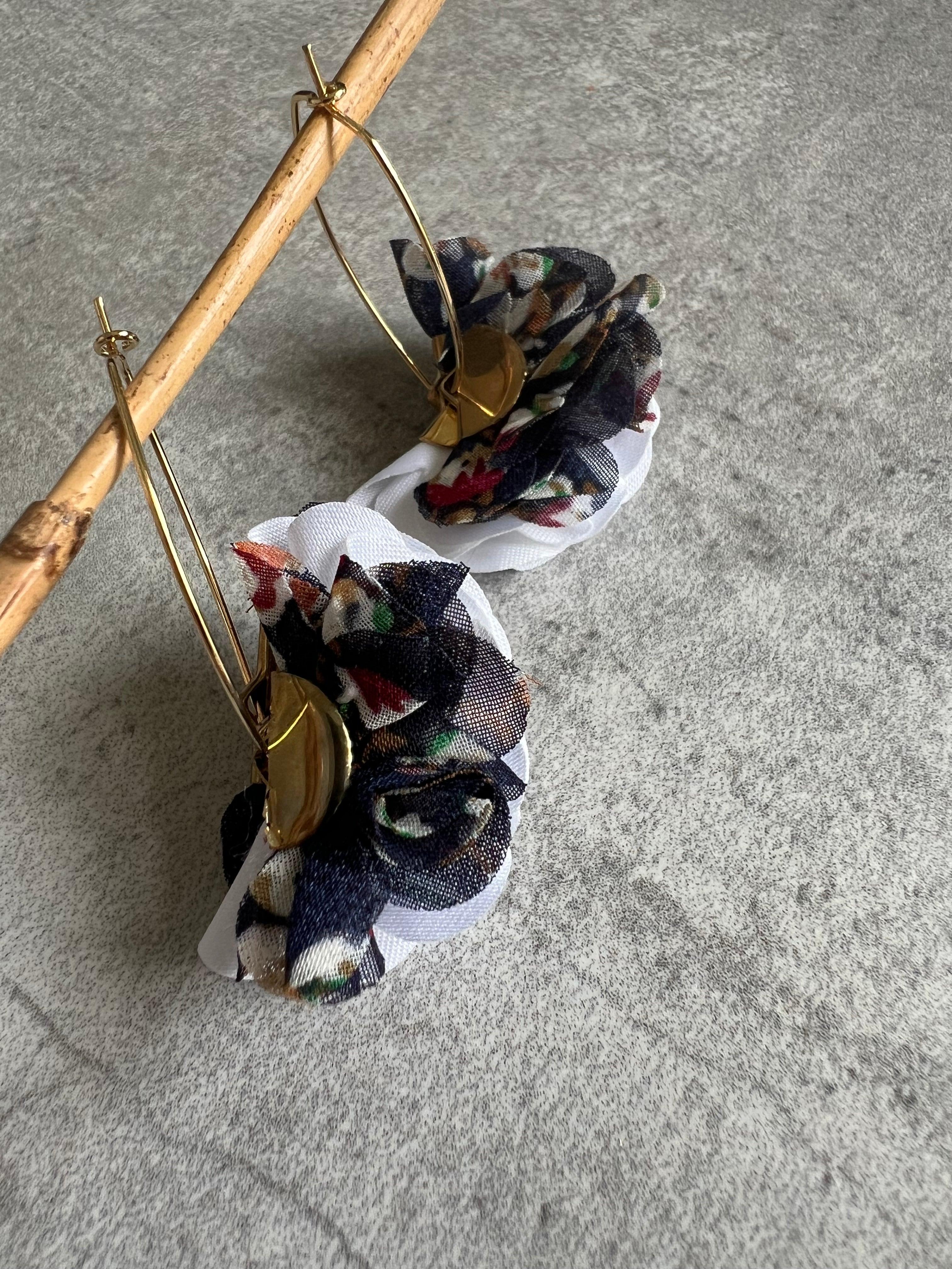 Boucles d’oreilles PHILINE tissu motif fleuri - Créations Uniques - Créations Uniques