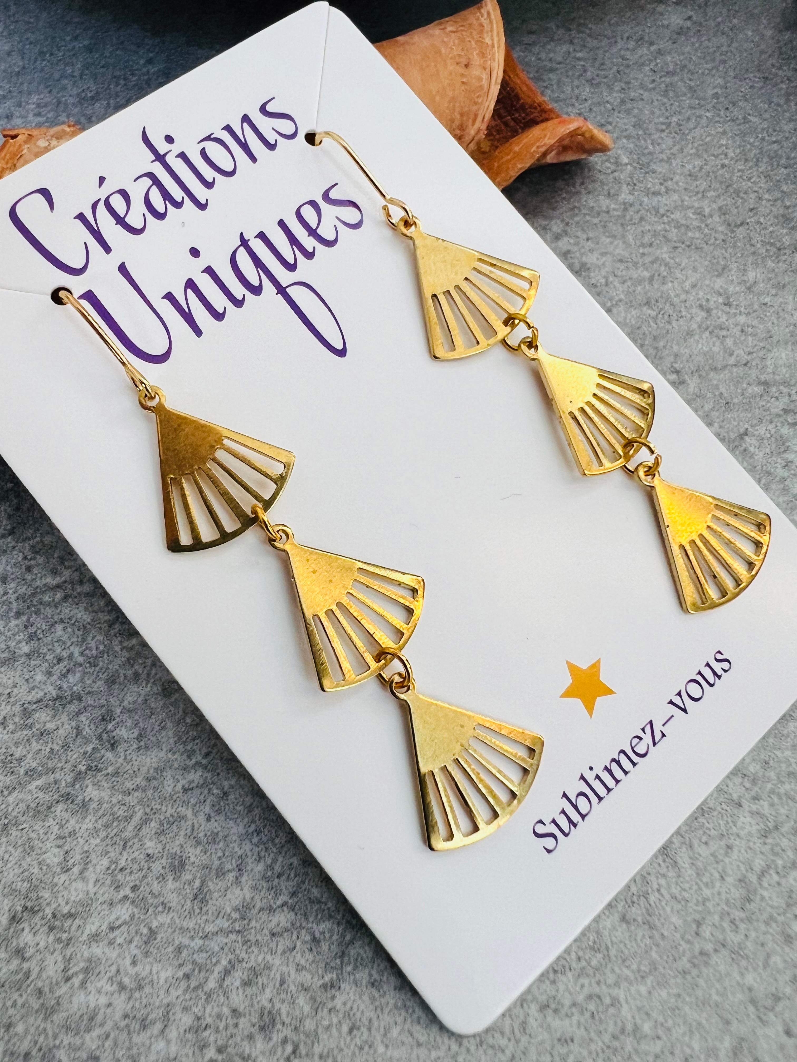 Boucles d’oreilles ERICA petits éventails dorés - Créations Uniques - Créations Uniques