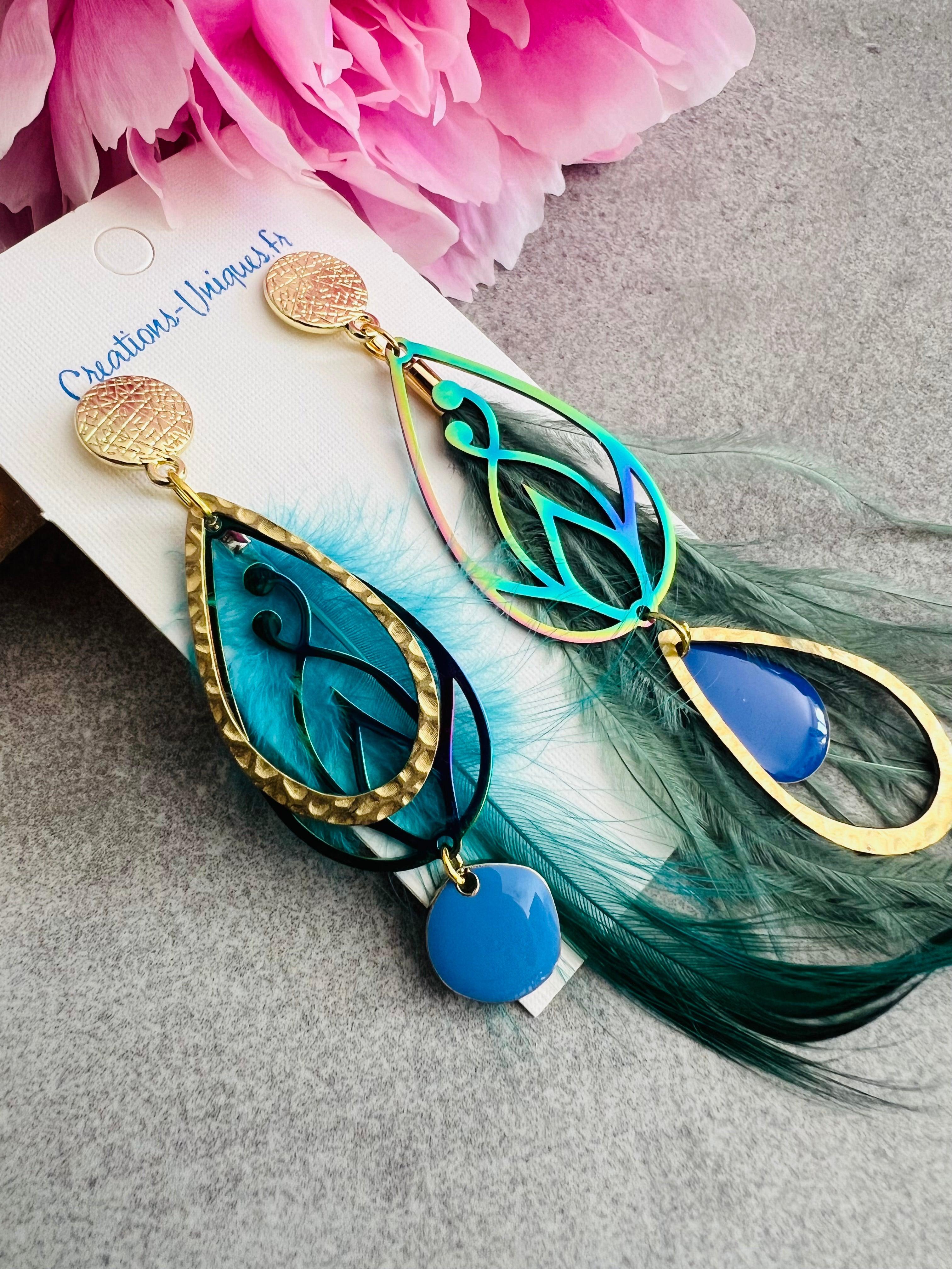 Boucles d’oreilles asymétriques SHANNEN plumes turquoises - Créations Uniques - Créations Uniques