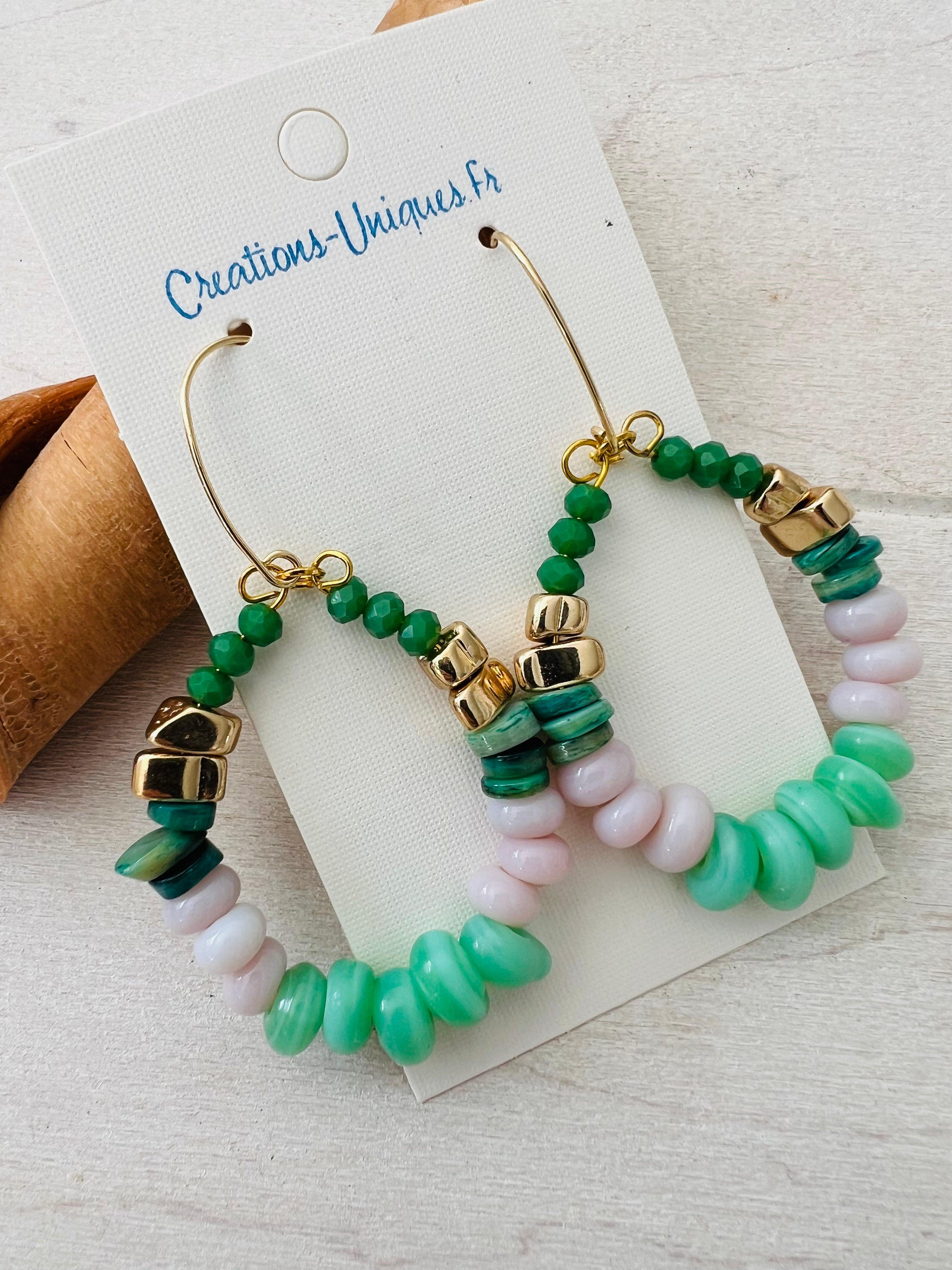 Boucles d’oreilles GISLENE perles vertes et rose pastel - Créations Uniques - Créations Uniques