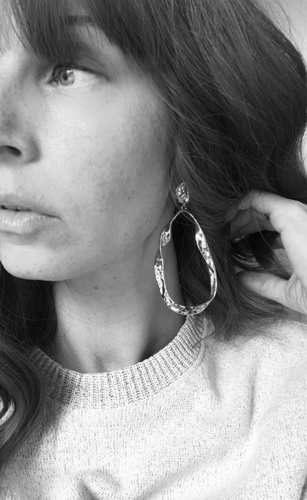 Boucles d’oreilles PASCALE gouttes argentées torsadées - Créations Uniques