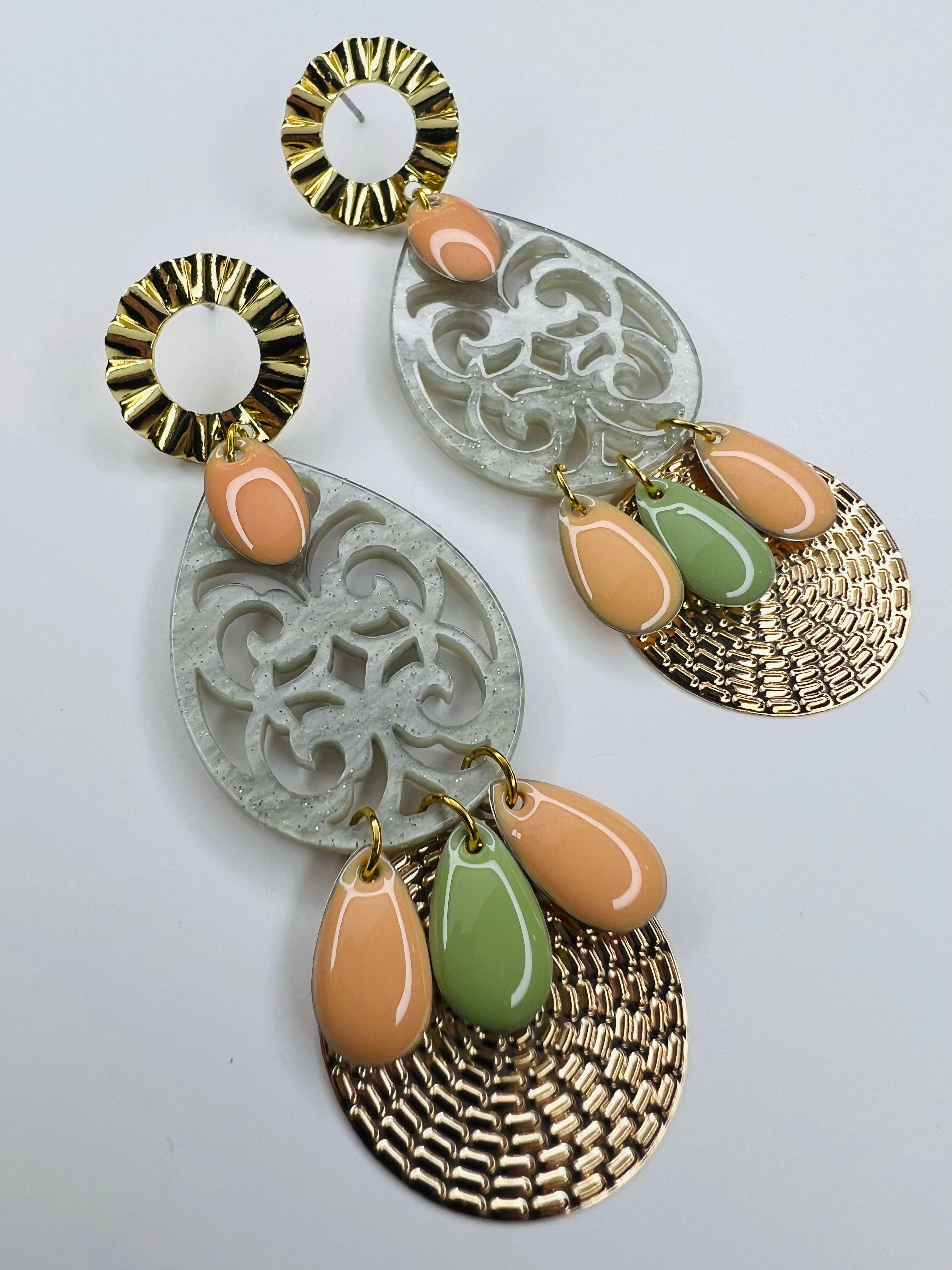 Boucles d’oreilles BONNIE résine pailletée et gouttes - Créations Uniques - Créations Uniques