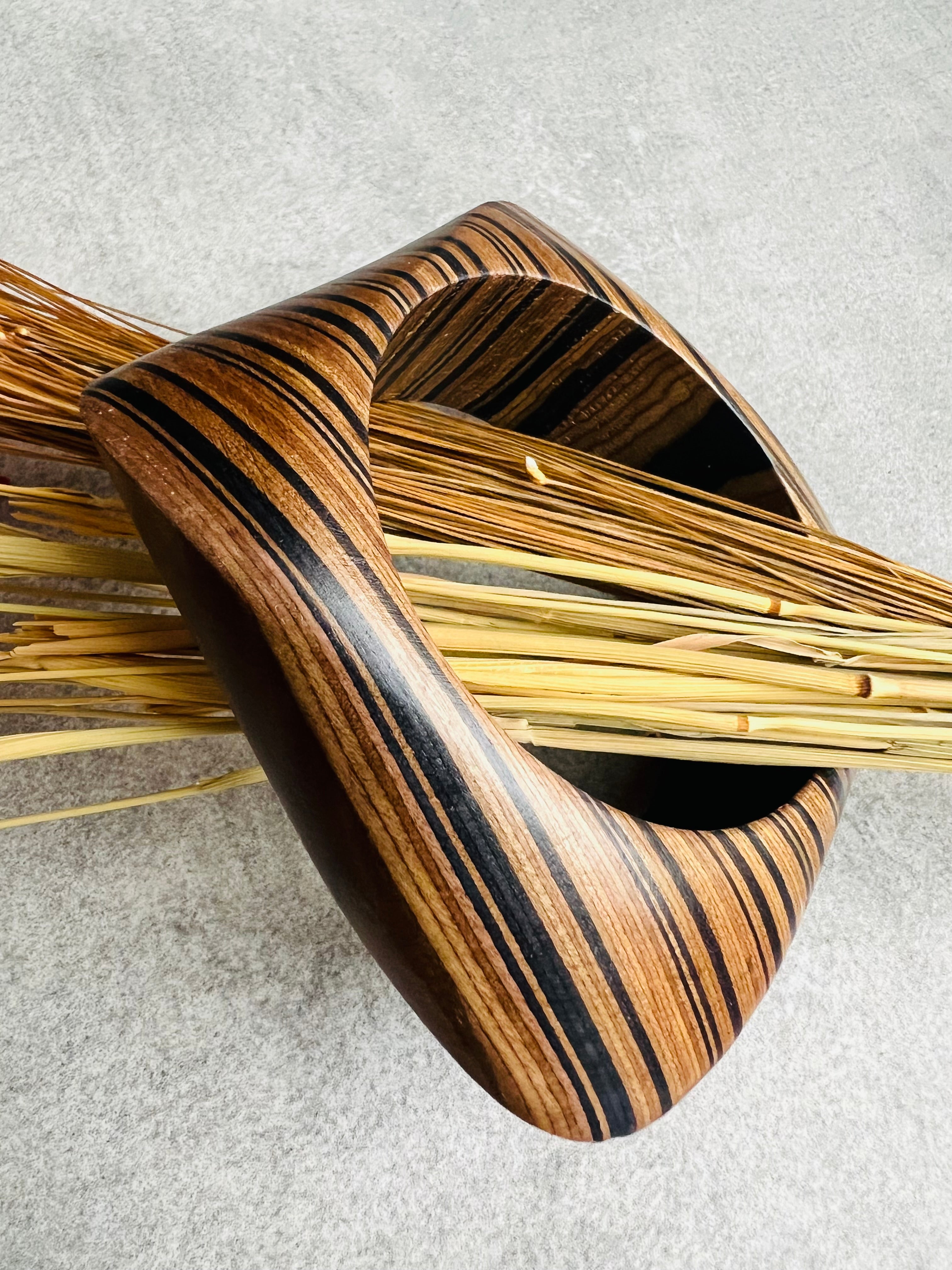 Bracelet FERGIE bois - Créations Uniques