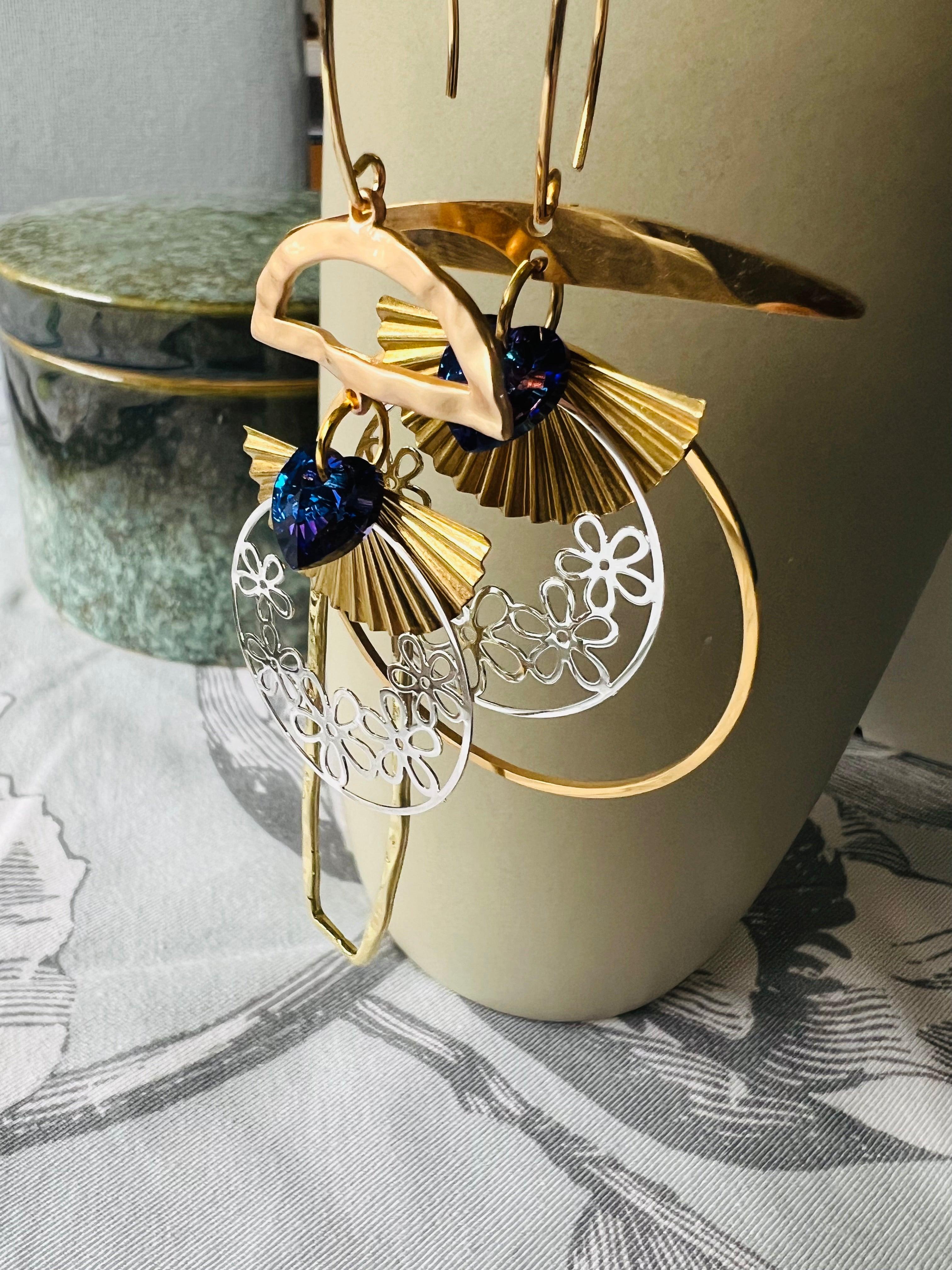 Boucles d’oreilles asymétriques ANNIE ronds et rectangles dorés - Créations Uniques - Créations Uniques