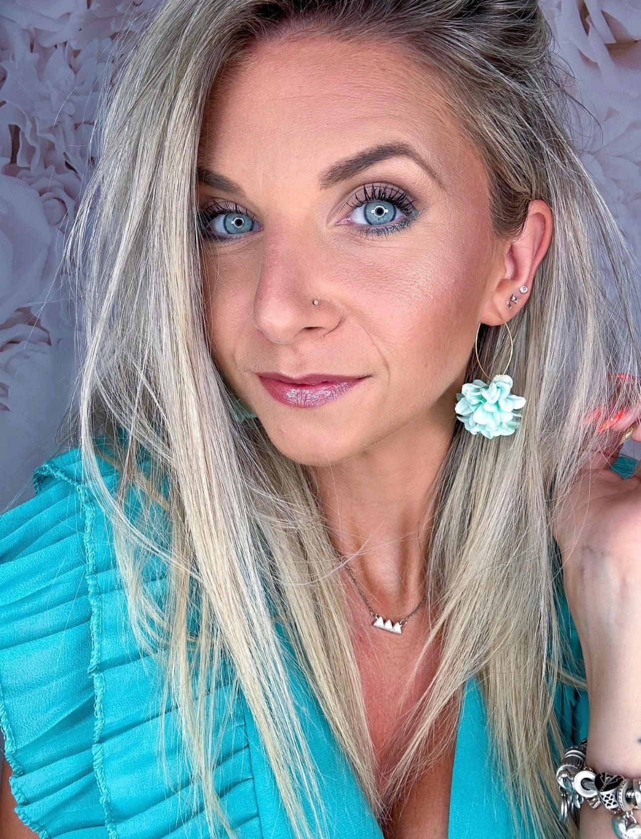 Boucles d’oreilles CHANTALE pampilles tissu vert clair - Créations Uniques