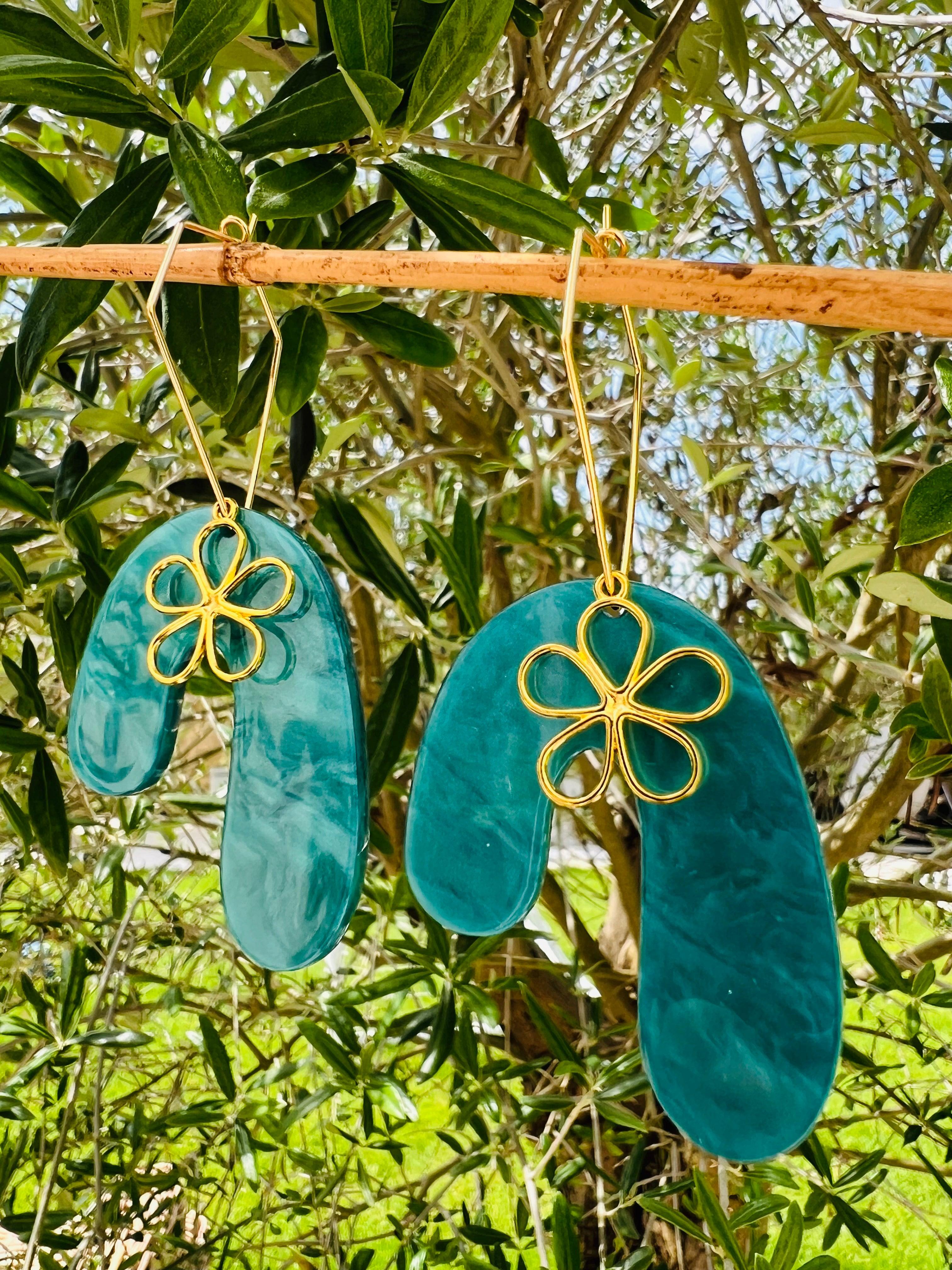 Boucles d’oreilles MURPHY résine turquoise - Créations Uniques - Créations Uniques