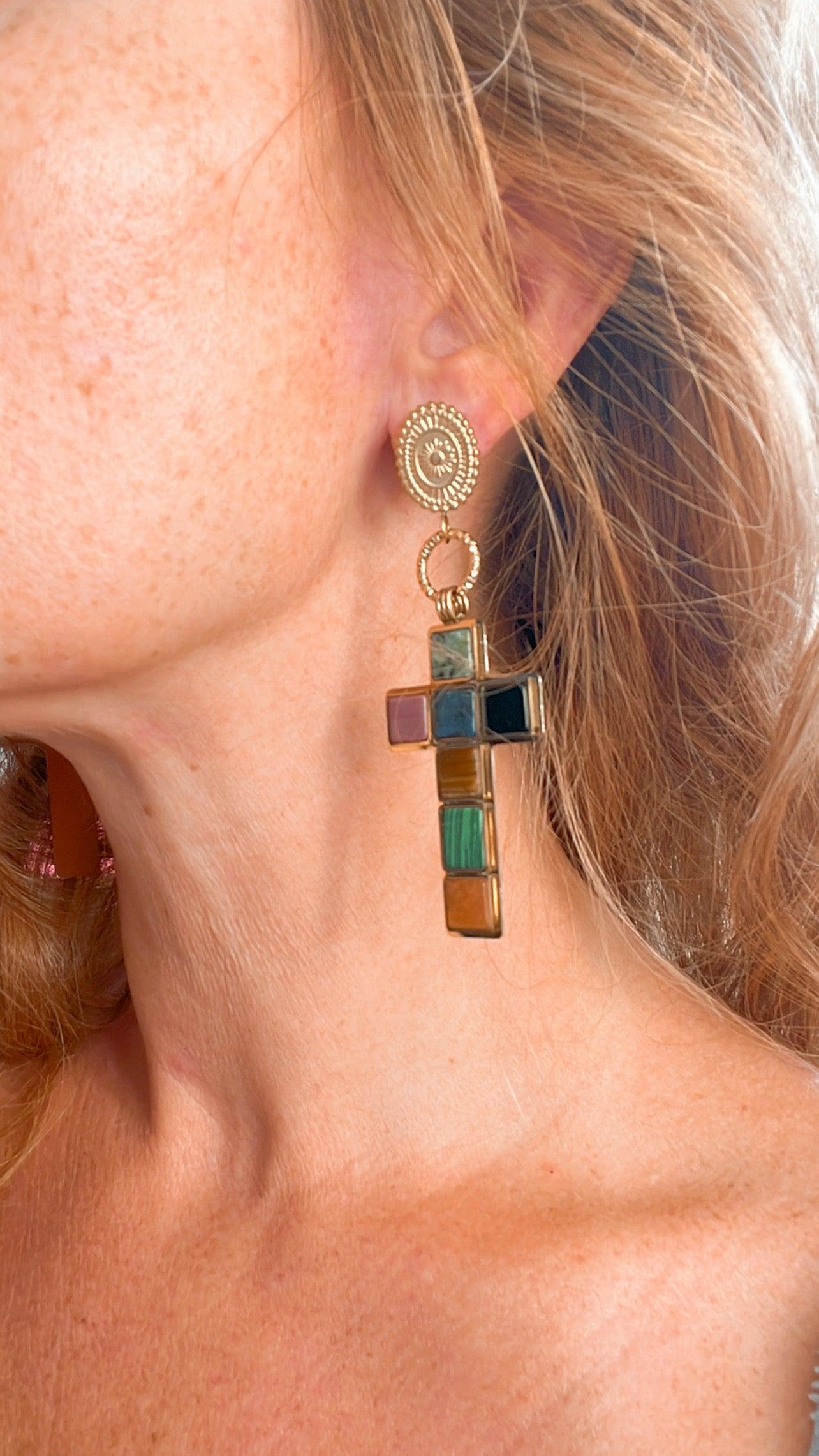Boucles d’oreilles MIRANDA grandes croix carrés multicolores - Créations Uniques