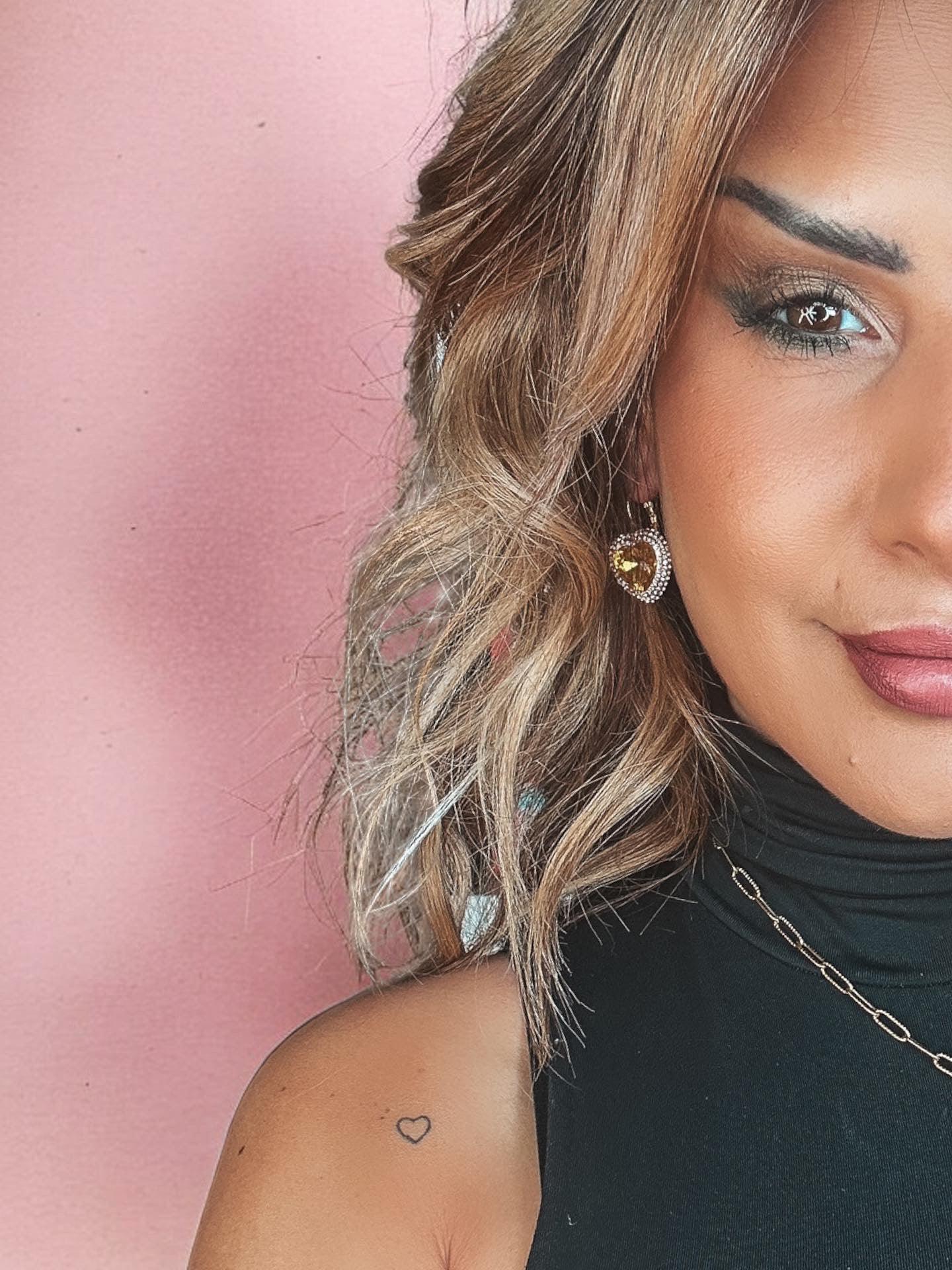 Boucles d’oreilles RONNIE cœurs jaunes strass crochets dormeuses - Créations Uniques