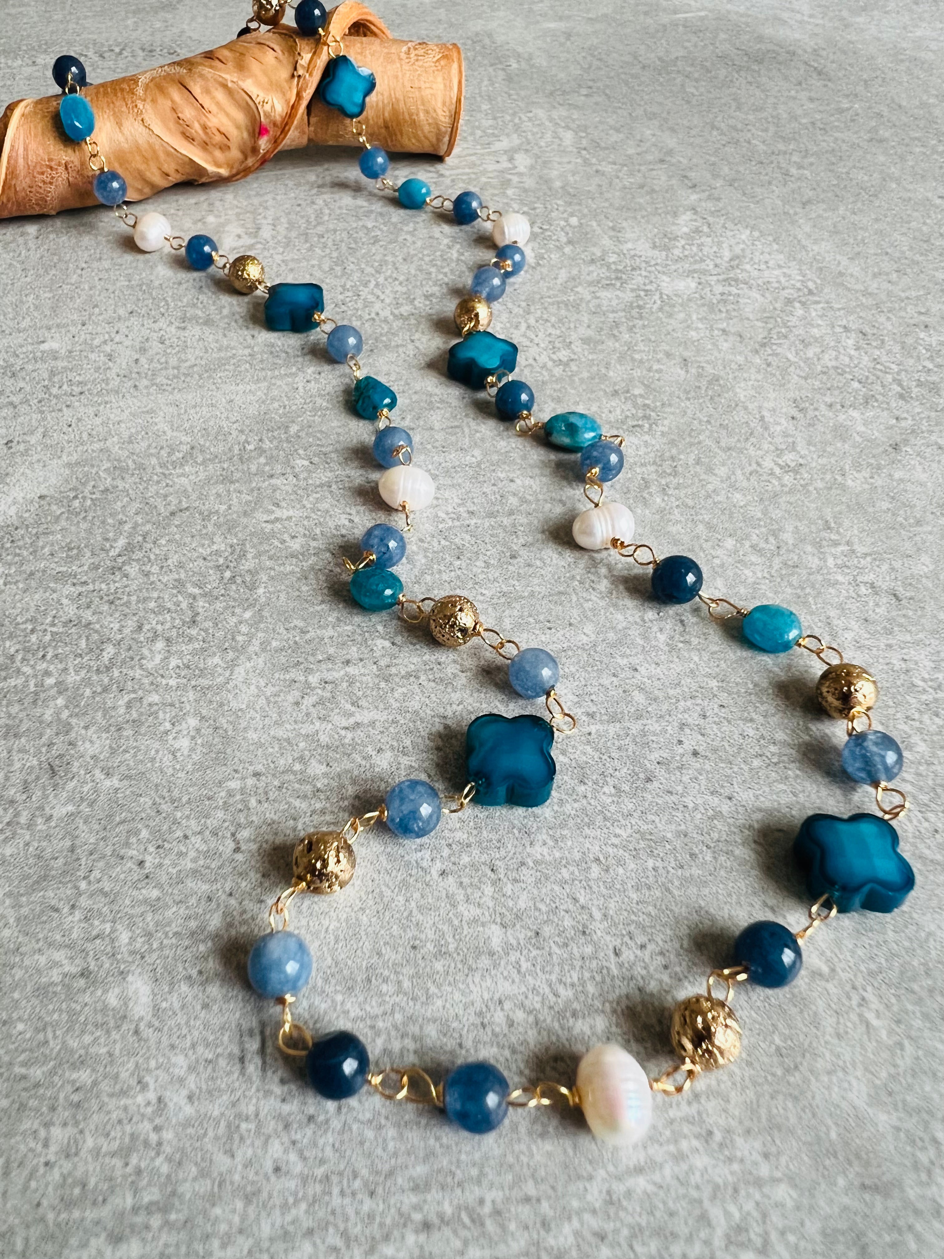 Collier de perles VERA nuances de bleu - Créations Uniques