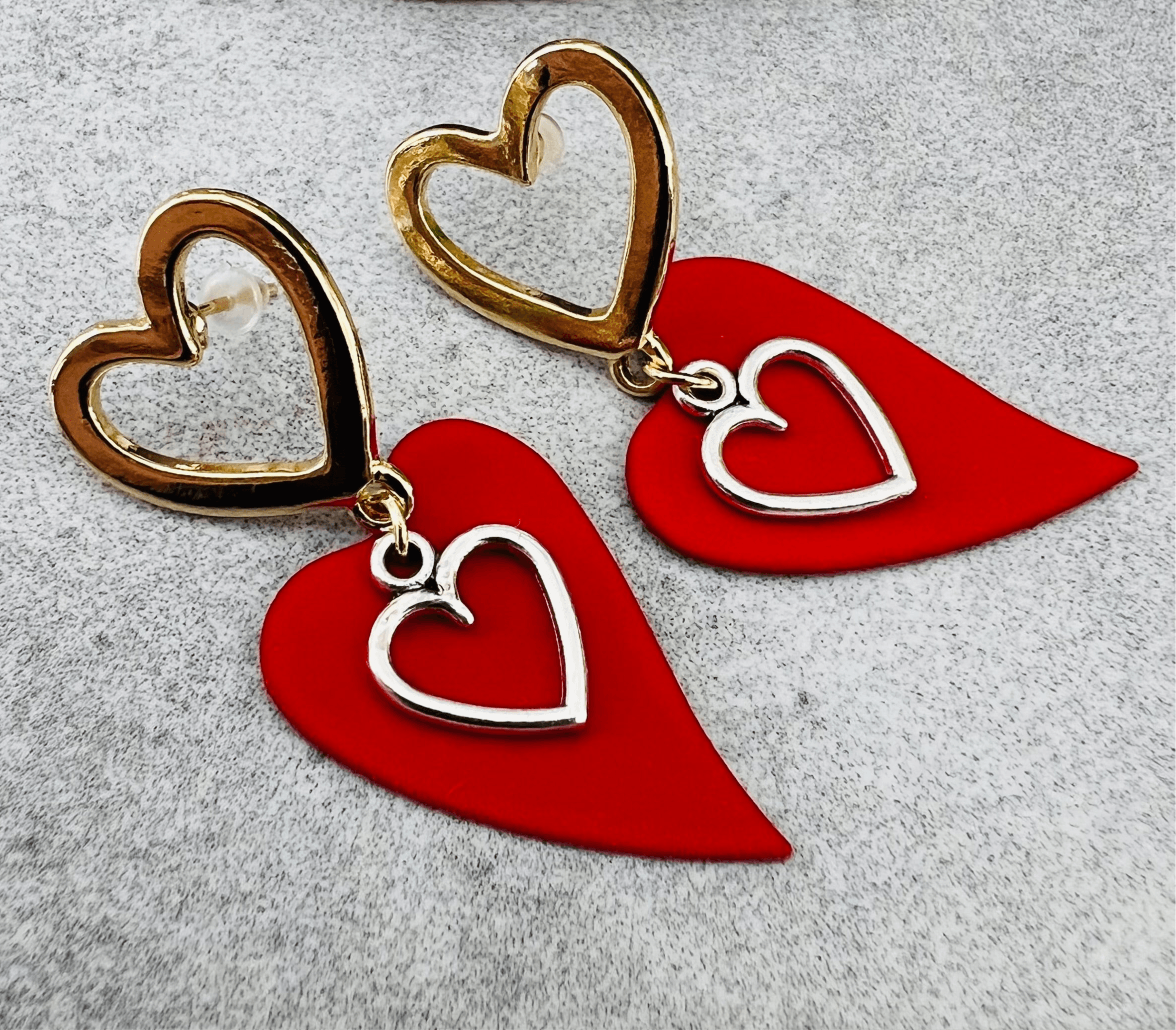 Boucles d’oreilles MARIE-MAUD cœurs rouges - Créations Uniques - Créations Uniques