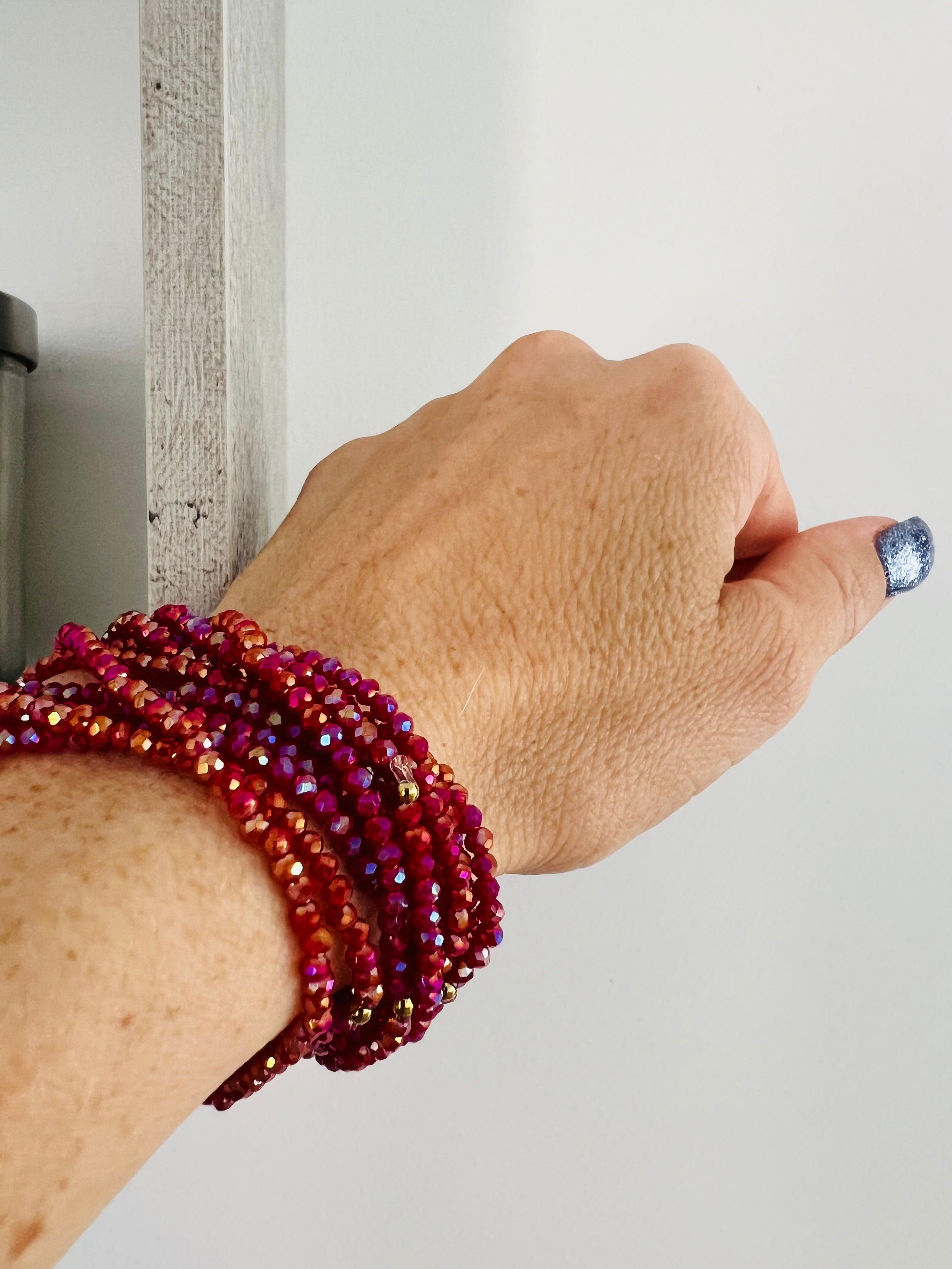 Bracelet GYSEL rose framboise brillant perles à facettes - Créations Uniques