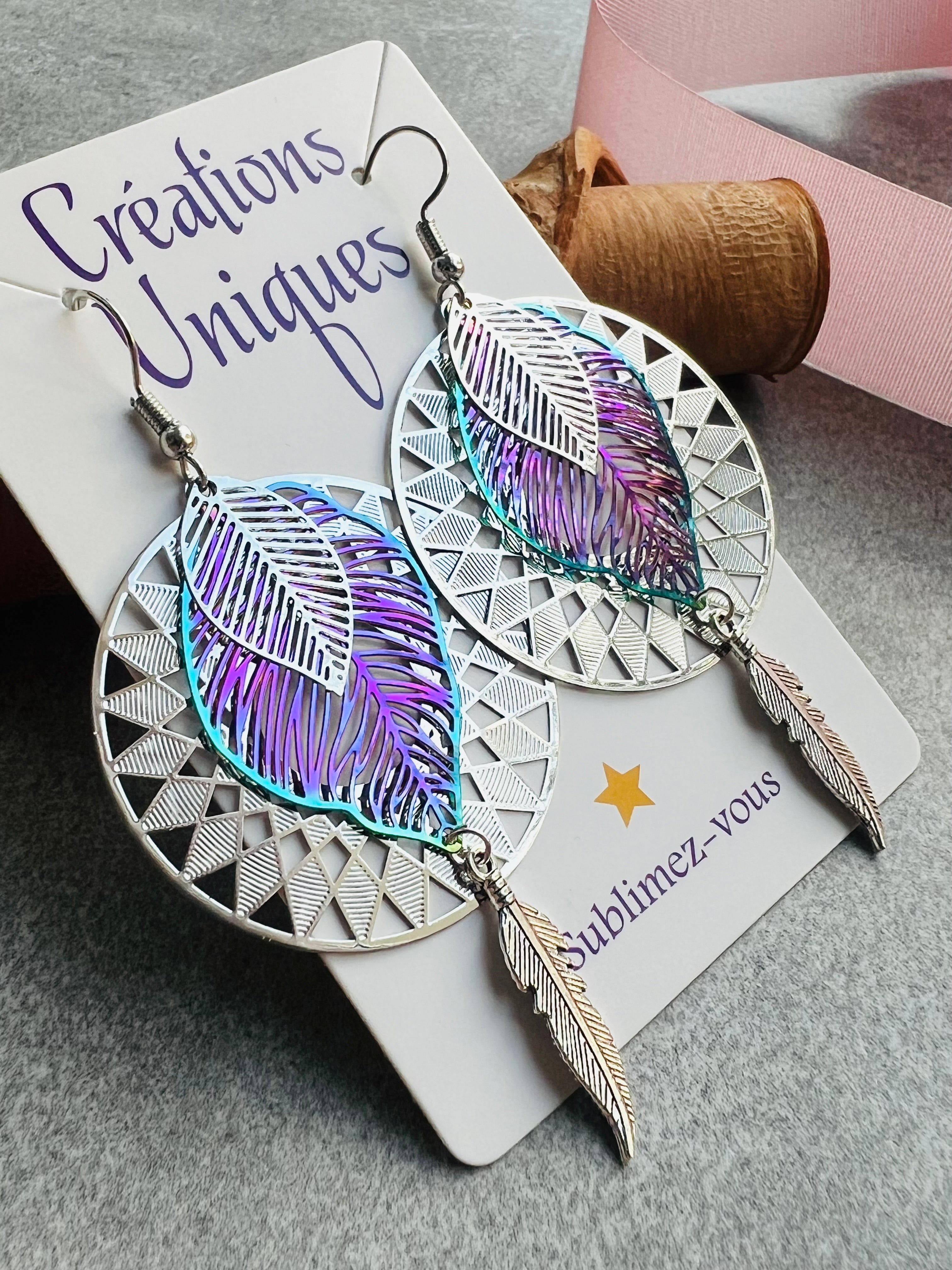 Boucles d’oreilles IZABEL plumes argentées - Créations Uniques - Créations Uniques